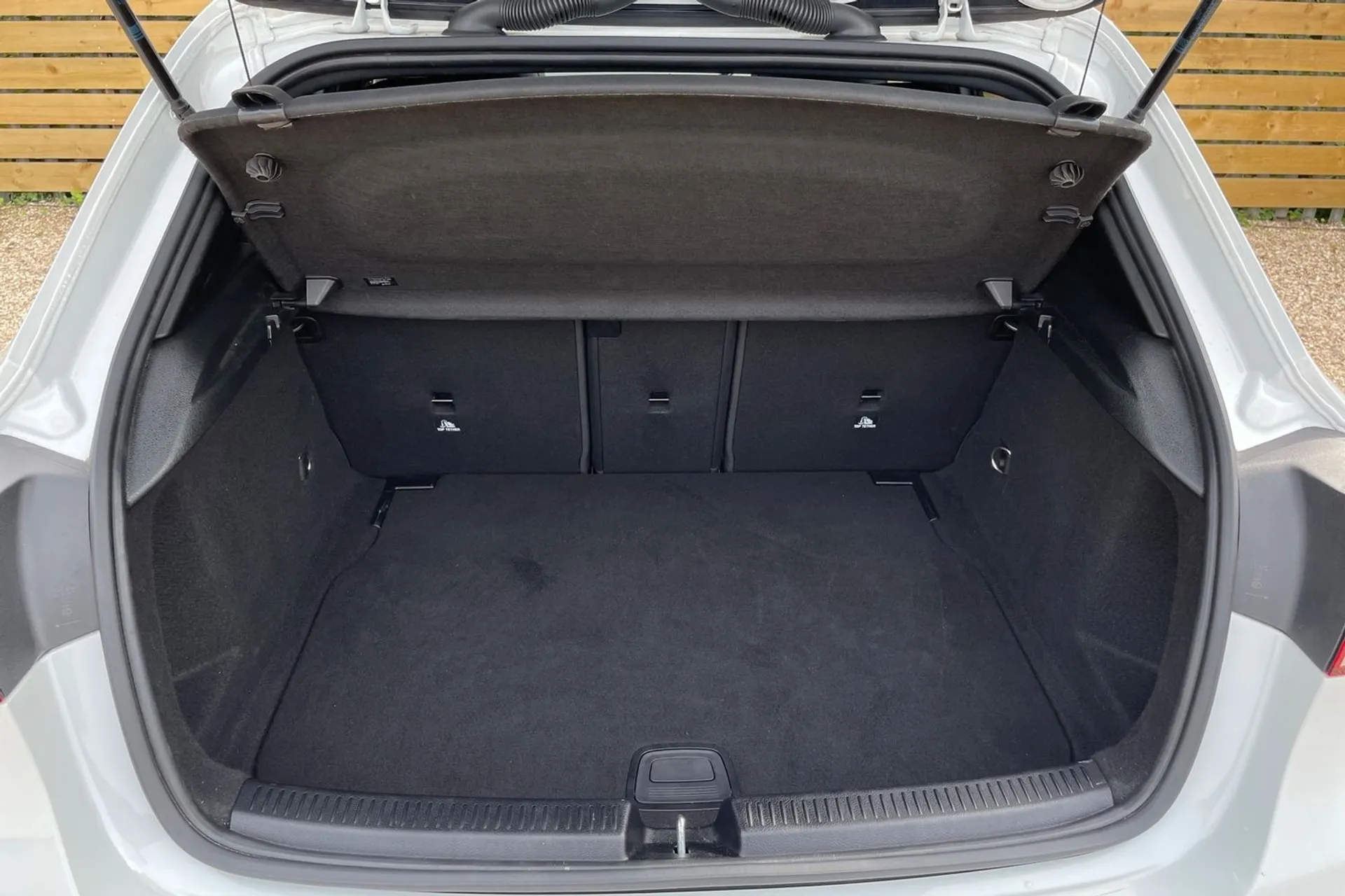 MERCEDES-BENZ A CLASS thumbnail image number 21