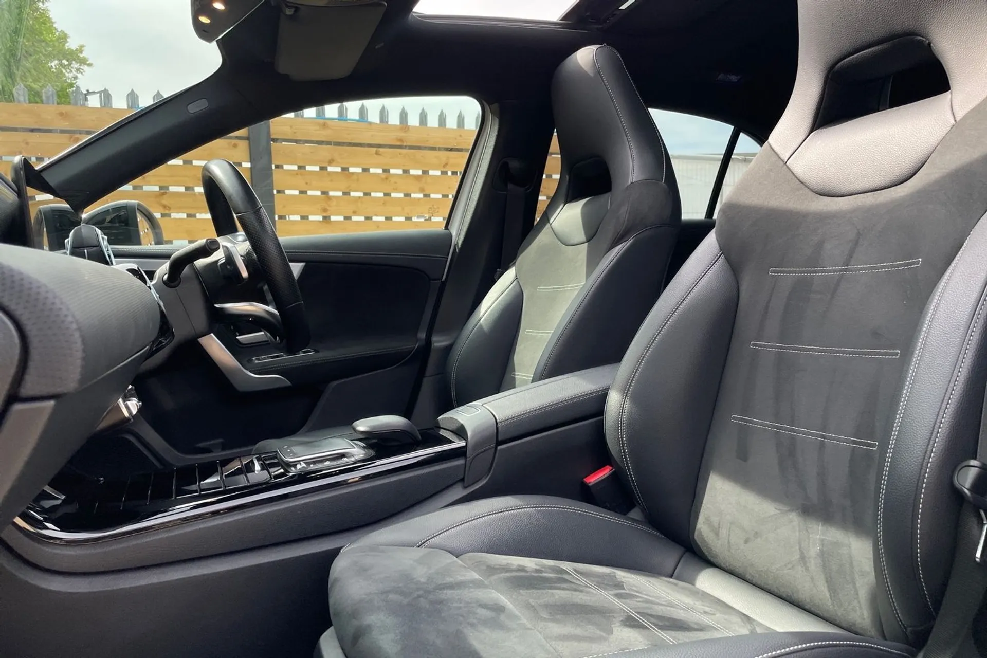 MERCEDES-BENZ A CLASS thumbnail image number 30