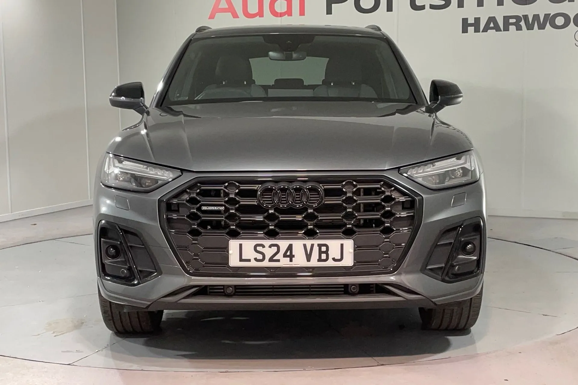 Audi Q5 thumbnail image number 12