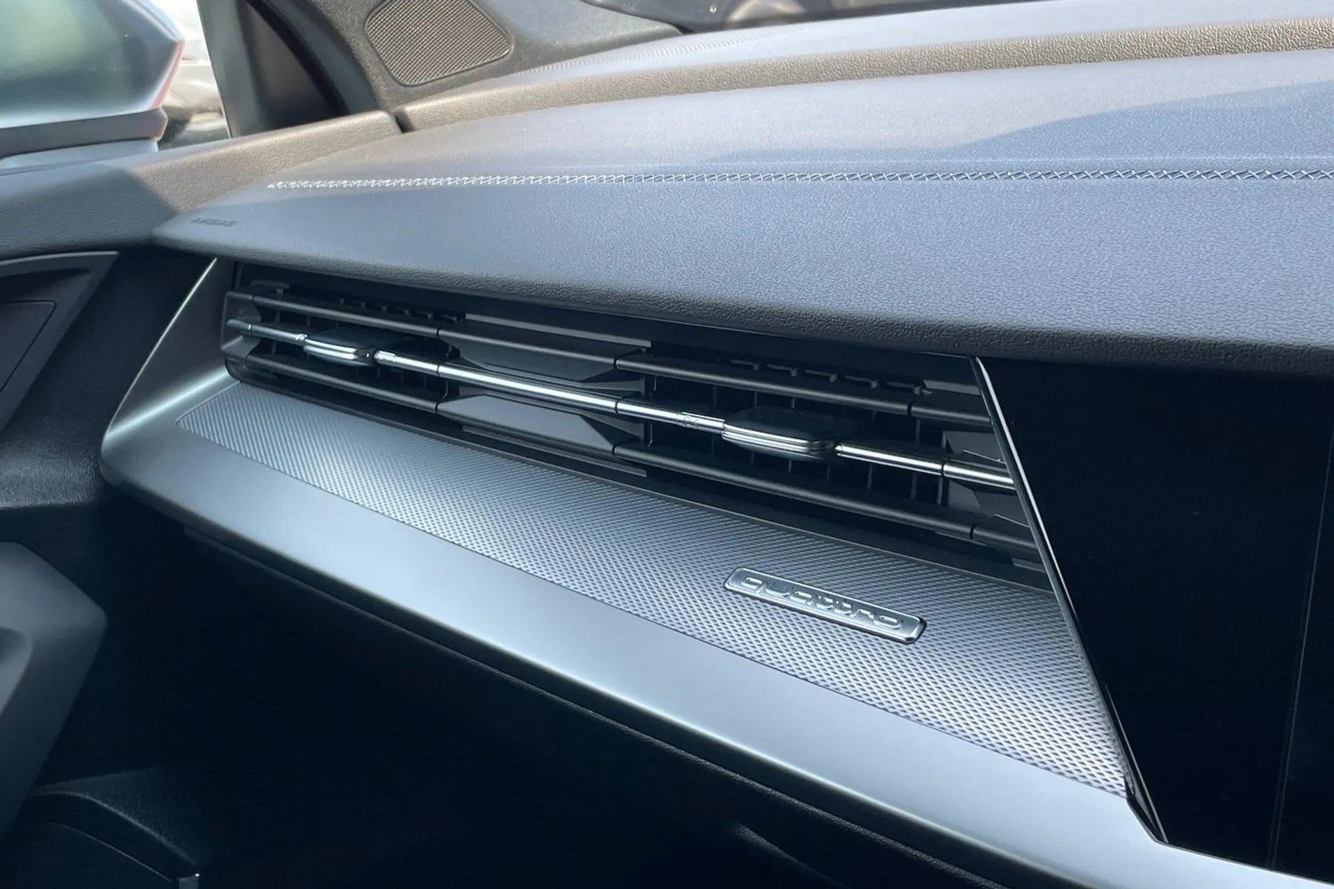 Audi A3 thumbnail image number 54