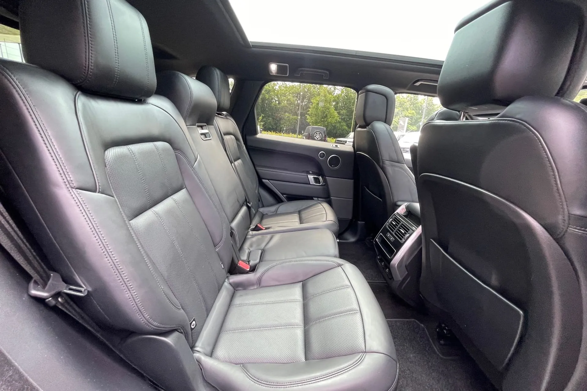 LAND ROVER RANGE ROVER SPORT thumbnail image number 48