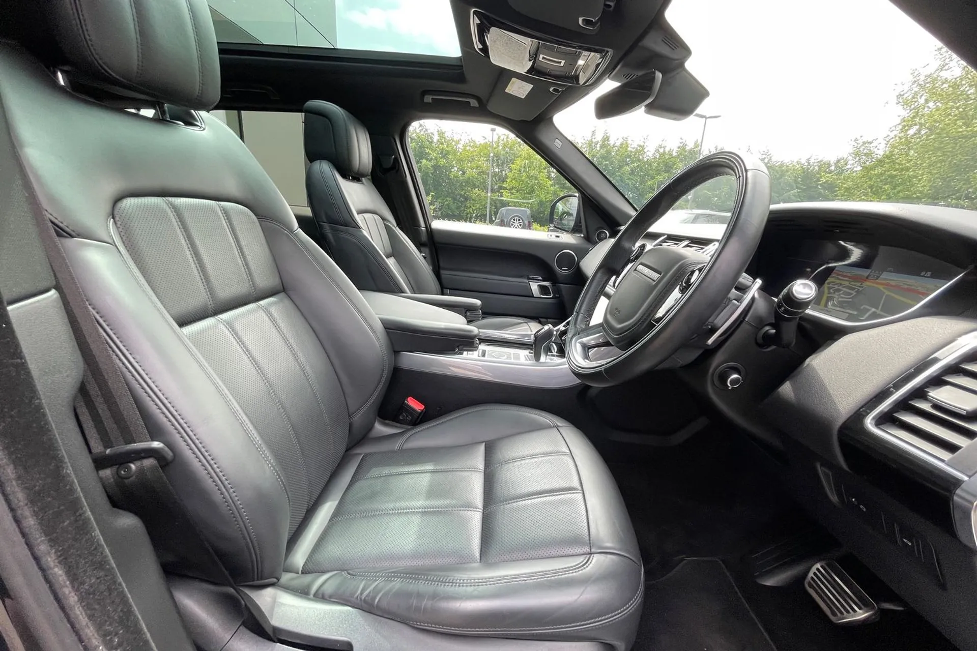 LAND ROVER RANGE ROVER SPORT thumbnail image number 9