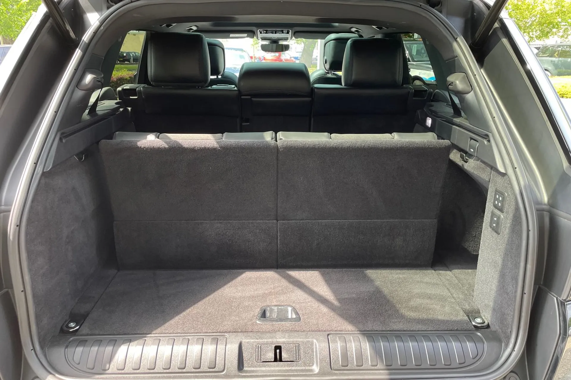 LAND ROVER RANGE ROVER SPORT thumbnail image number 39