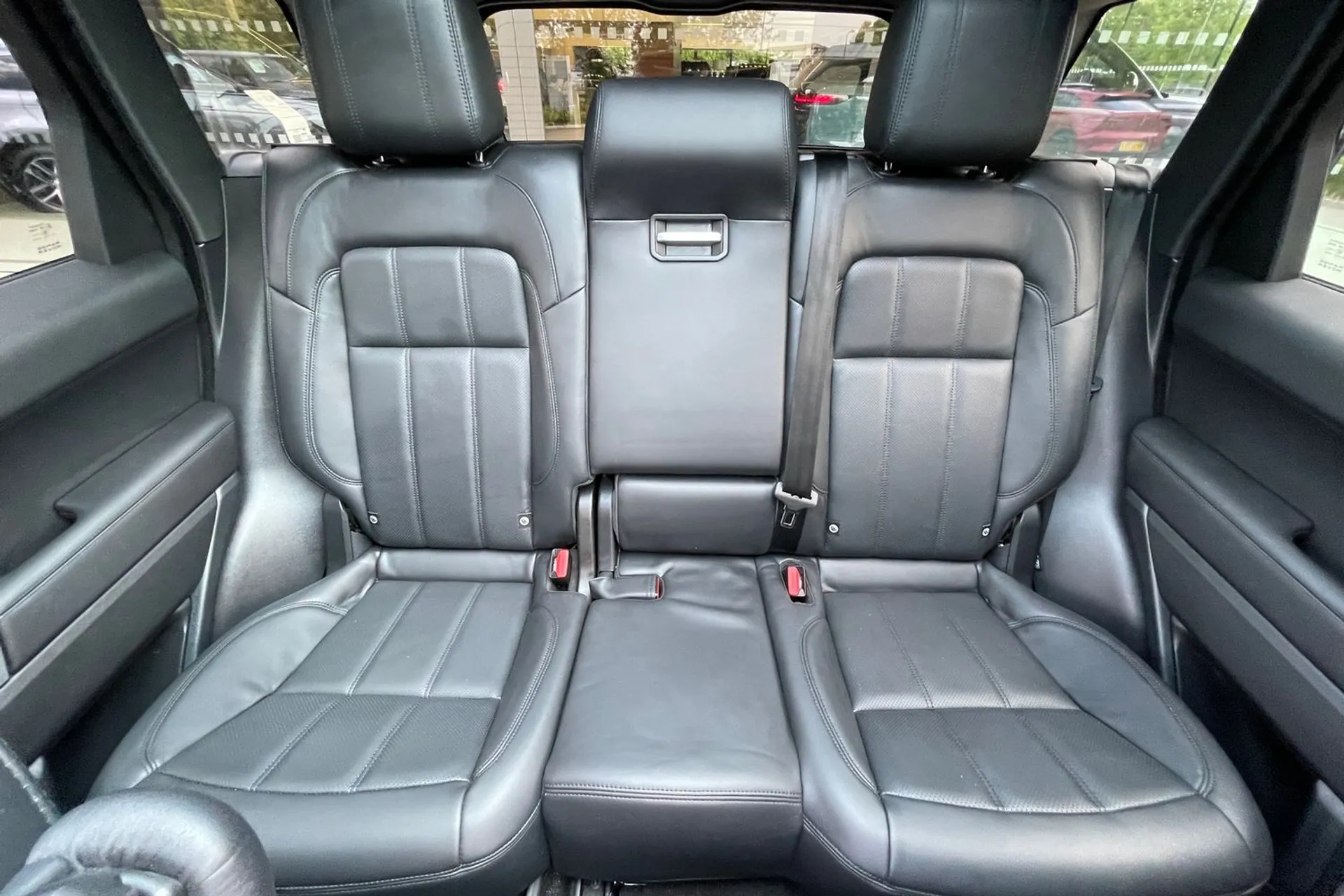 LAND ROVER RANGE ROVER SPORT thumbnail image number 11