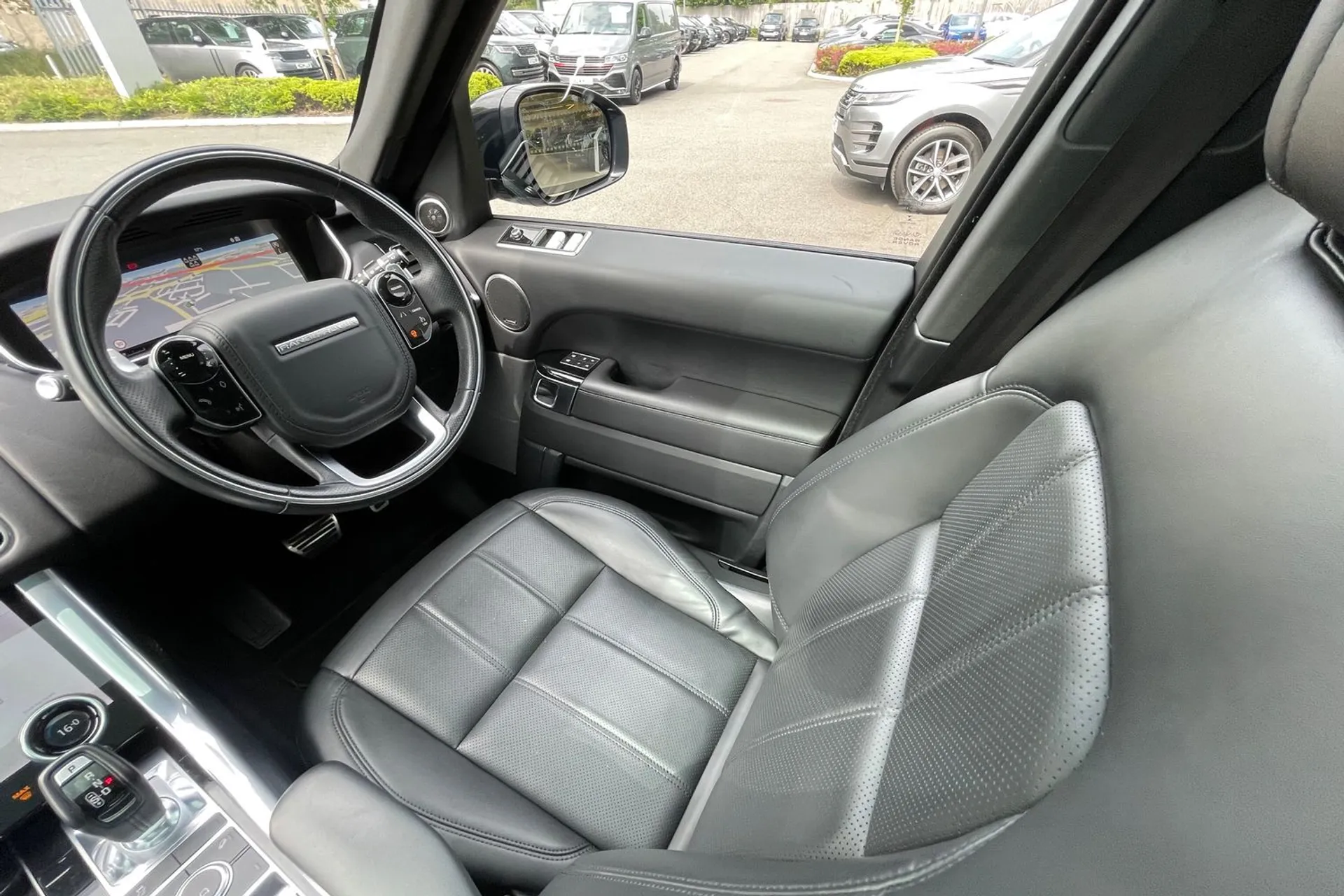 LAND ROVER RANGE ROVER SPORT thumbnail image number 14
