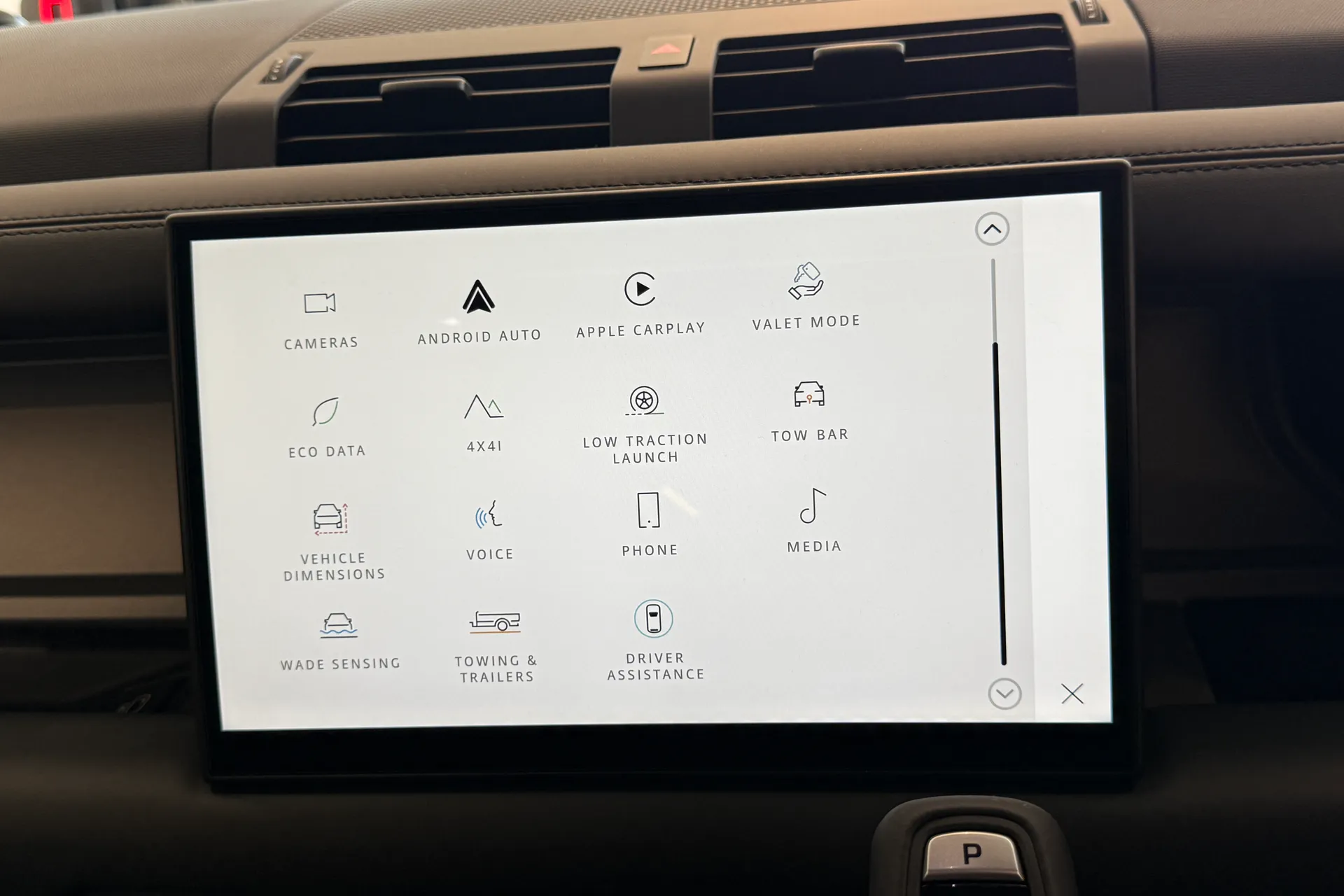 LAND ROVER Defender 90 thumbnail image number 68