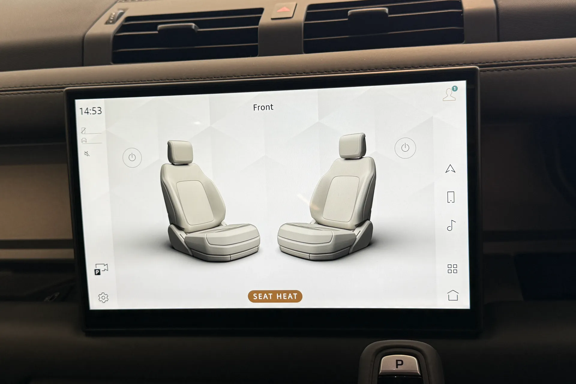 LAND ROVER Defender 90 thumbnail image number 24