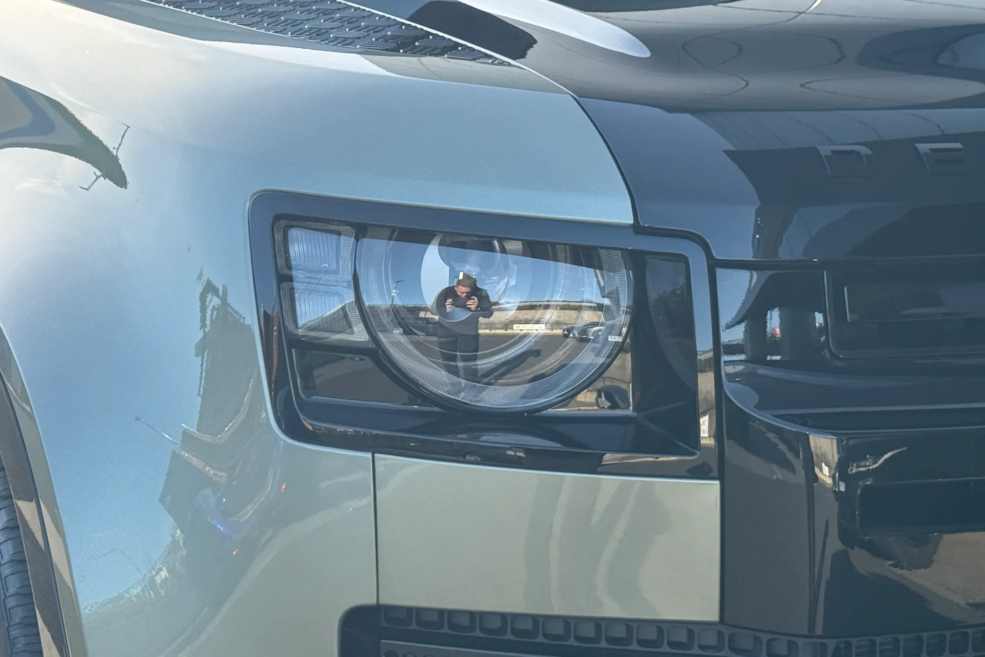 LAND ROVER DEFENDER thumbnail image number 33