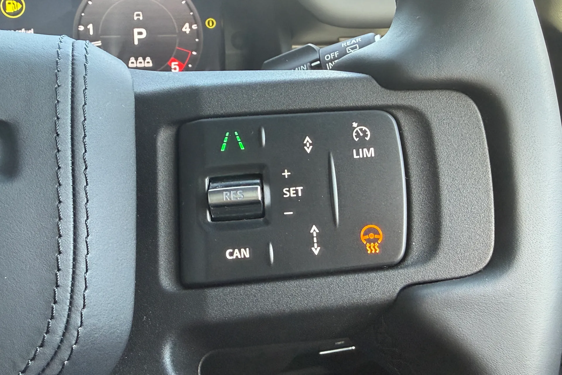 LAND ROVER DEFENDER thumbnail image number 50