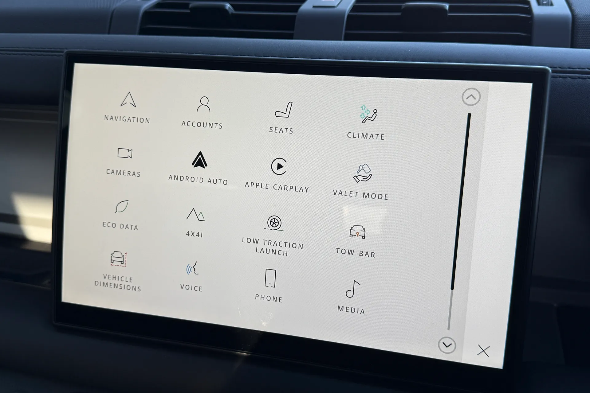 LAND ROVER DEFENDER thumbnail image number 41