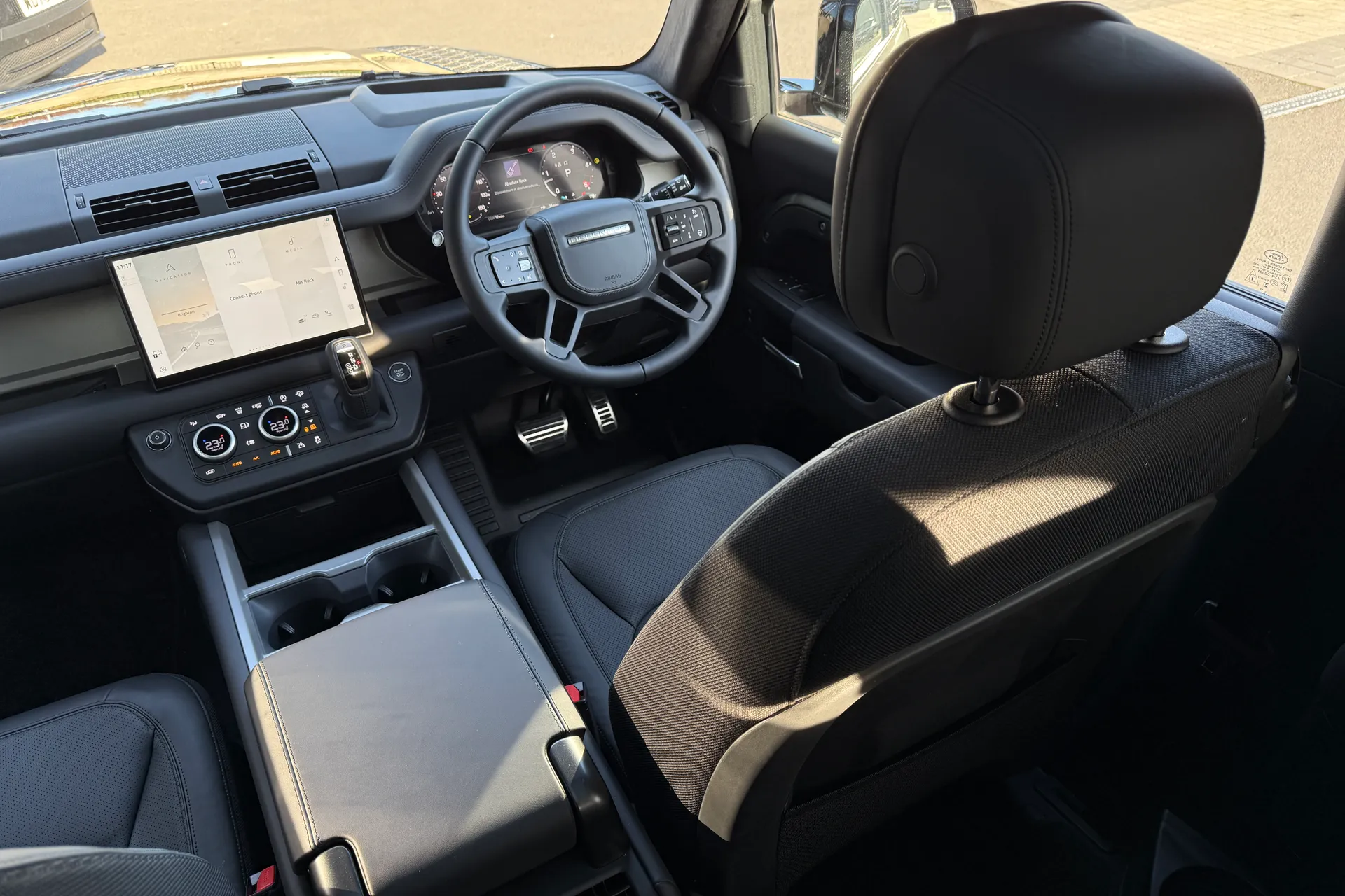 LAND ROVER DEFENDER thumbnail image number 55