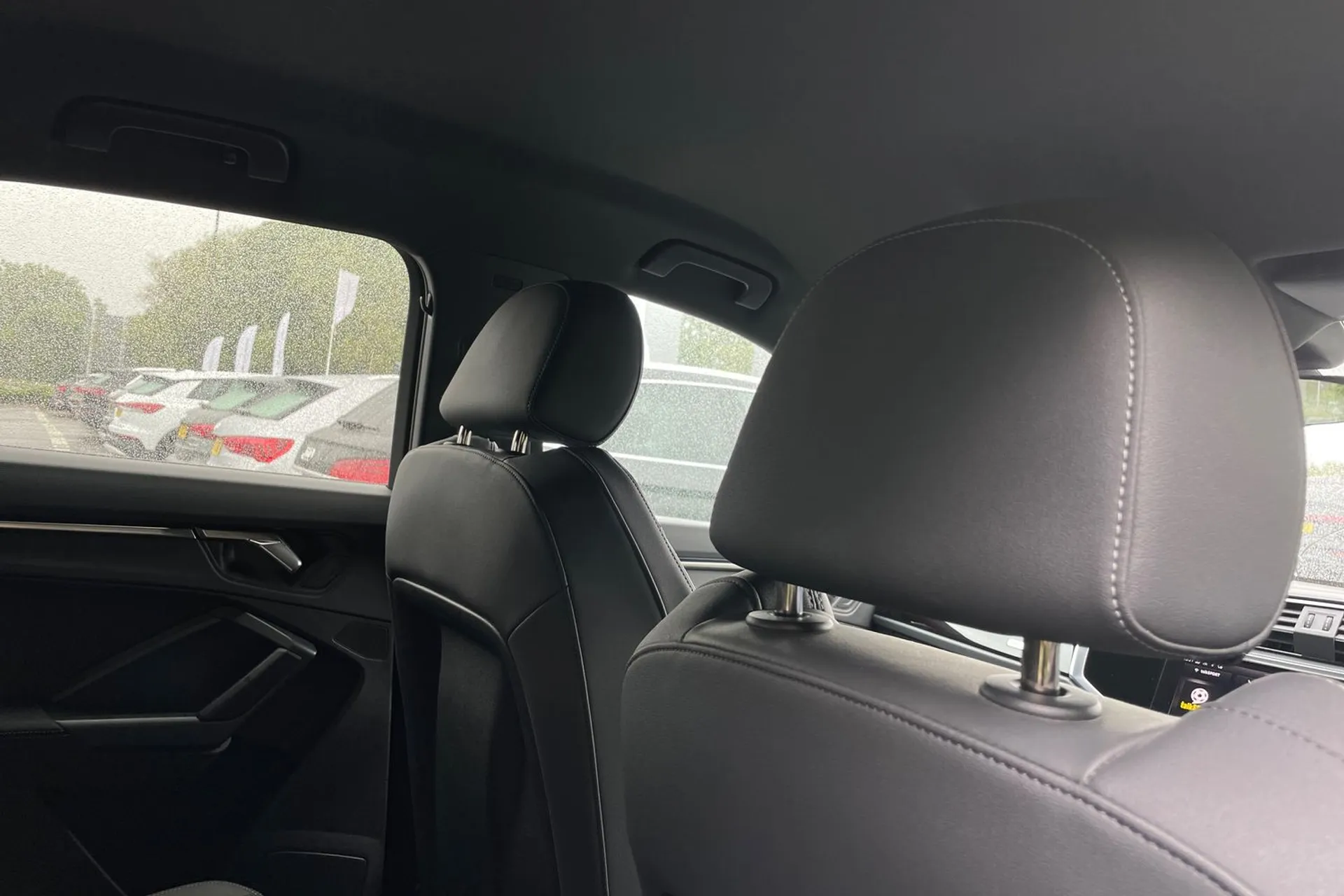 Audi Q3 thumbnail image number 22