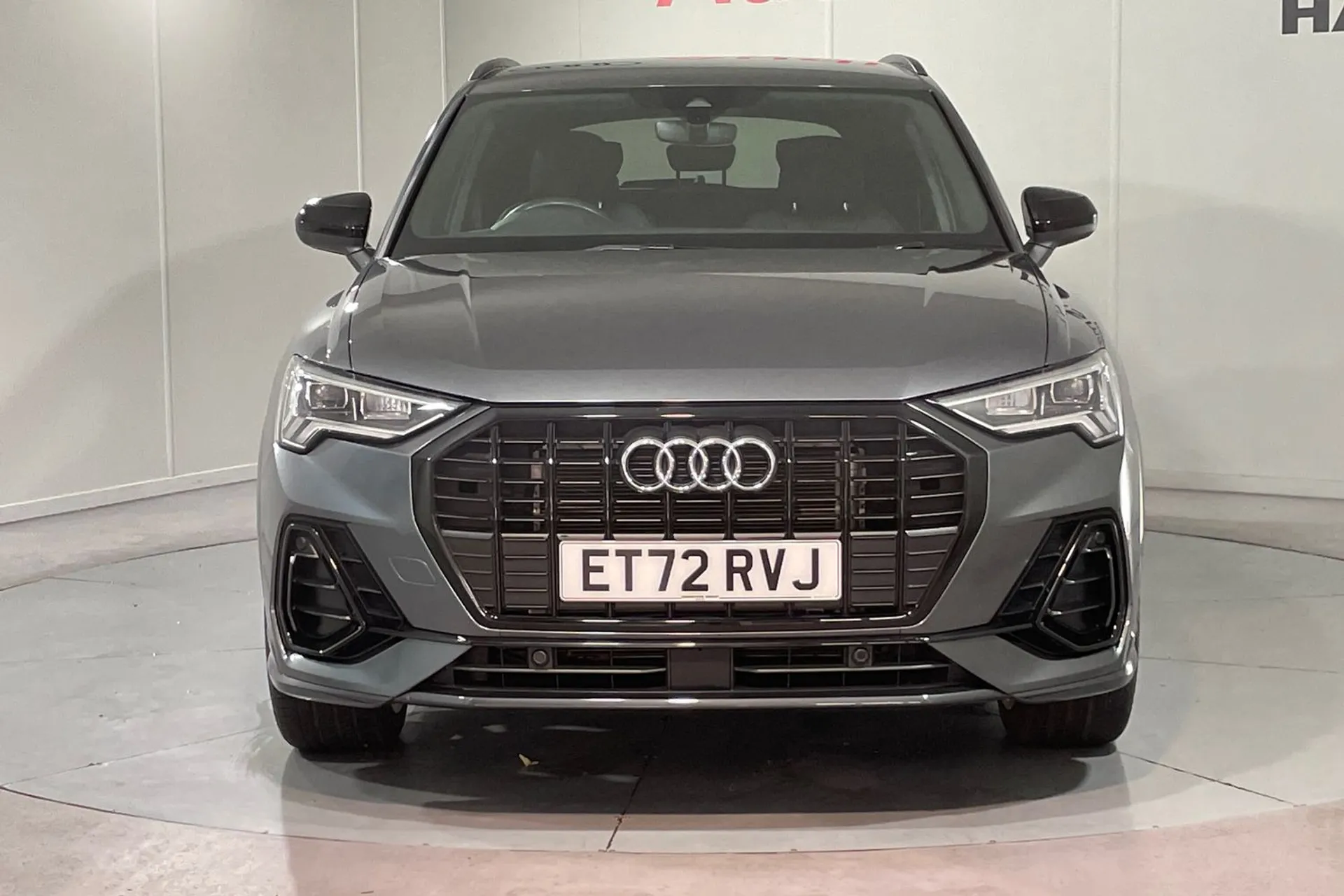 Audi Q3 thumbnail image number 6