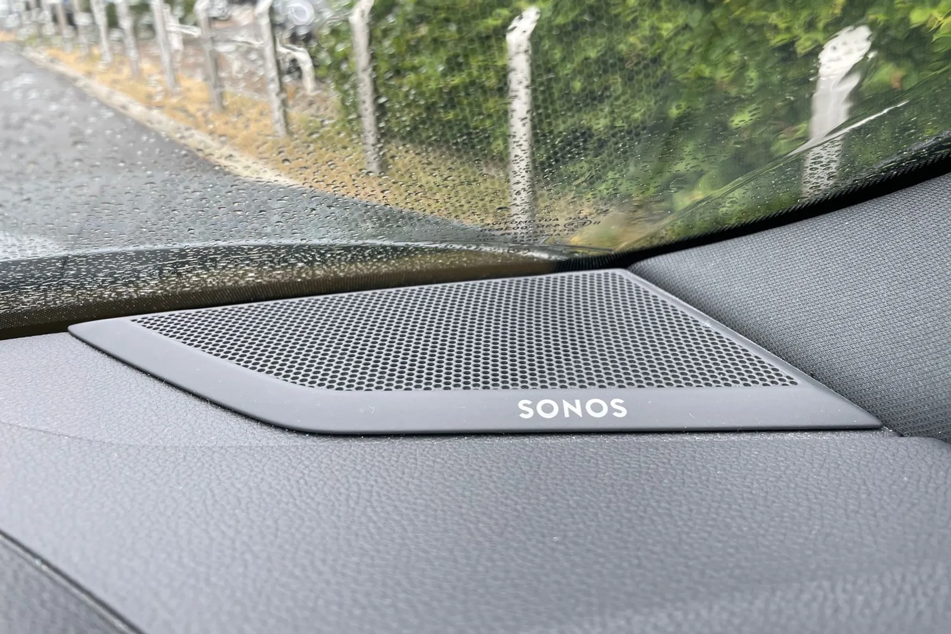 Audi Q3 thumbnail image number 31