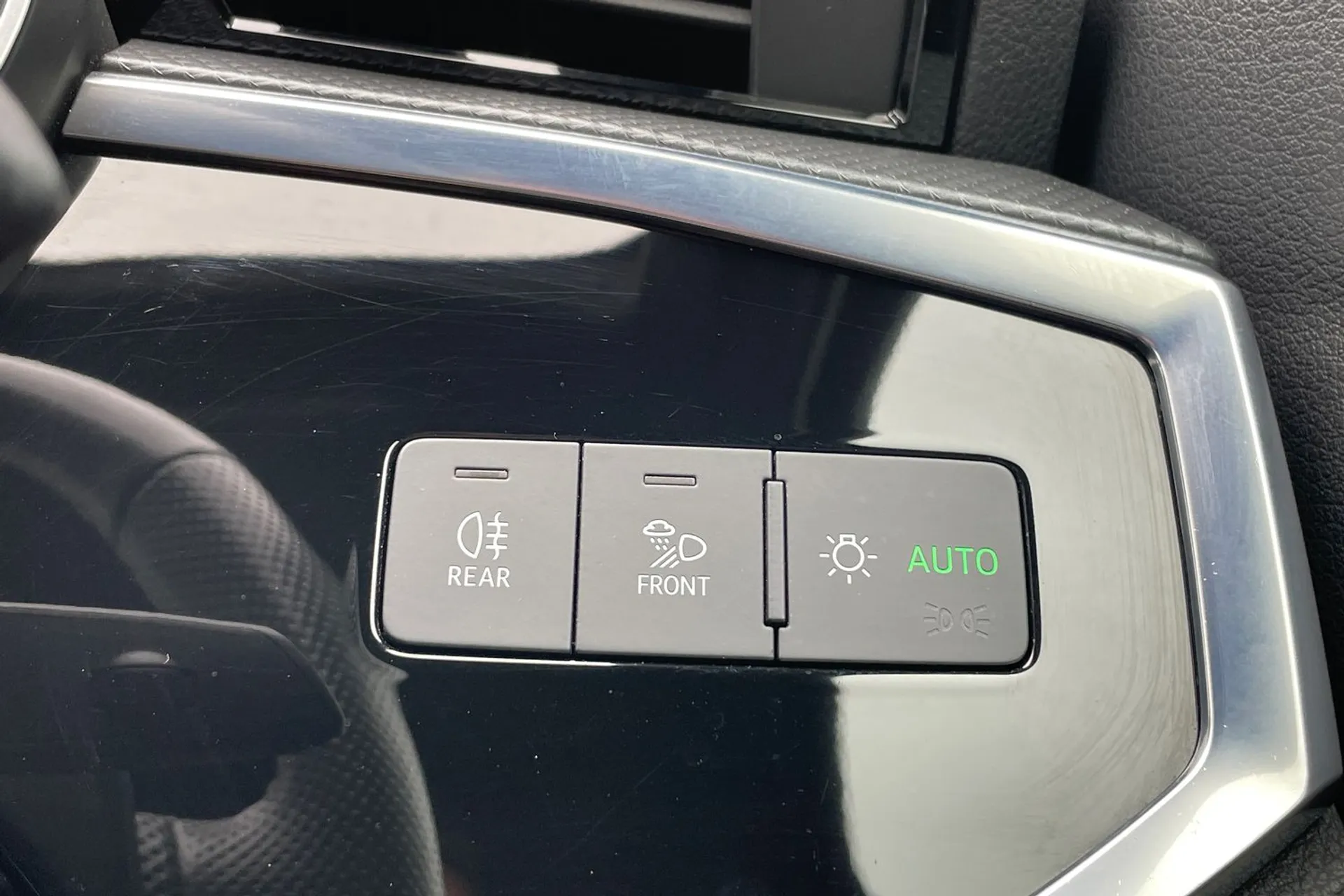 Audi Q3 thumbnail image number 51