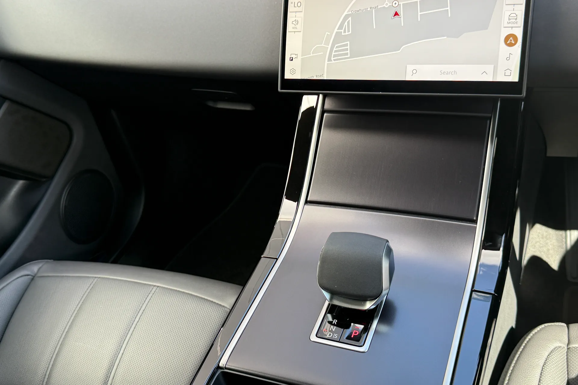 LAND ROVER RANGE ROVER EVOQUE thumbnail image number 46