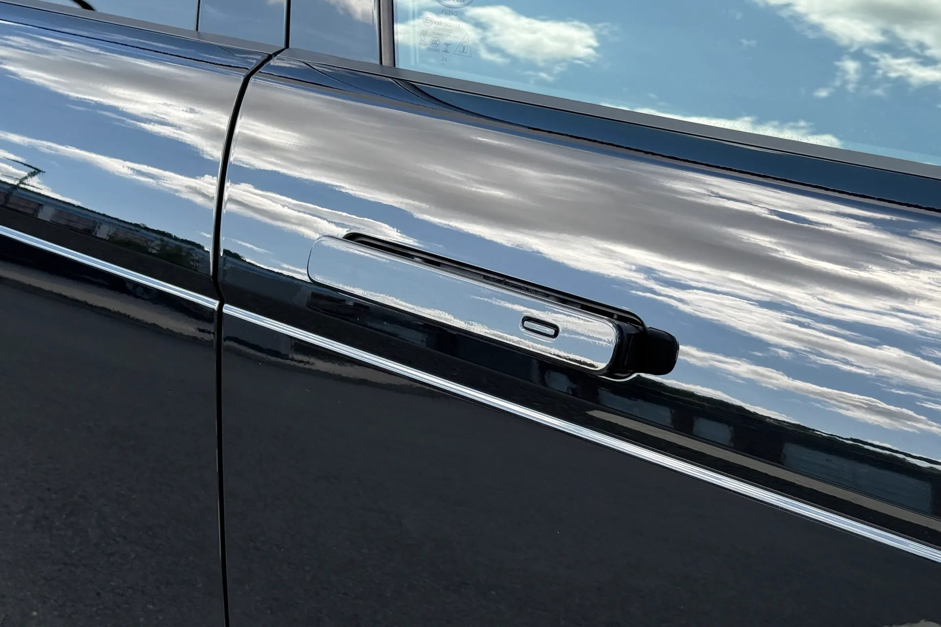LAND ROVER RANGE ROVER EVOQUE thumbnail image number 25