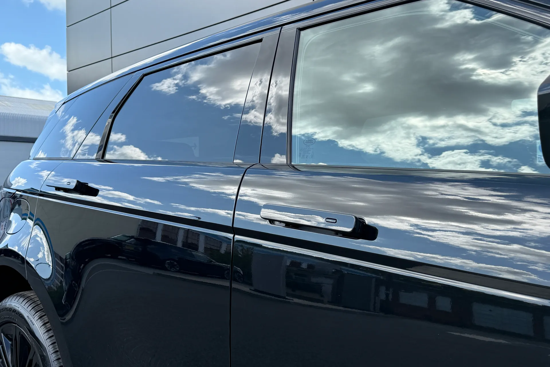 LAND ROVER RANGE ROVER EVOQUE thumbnail image number 22