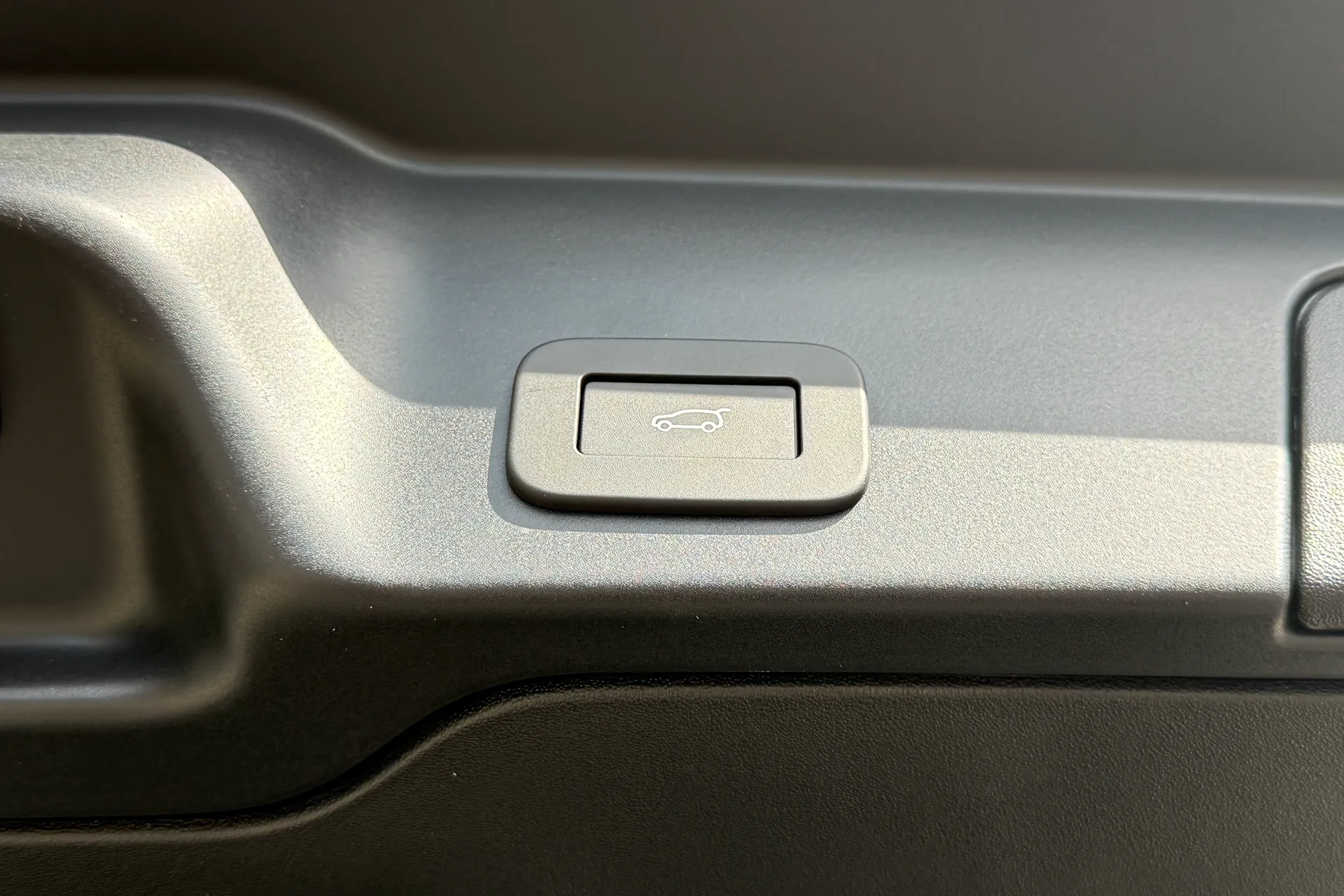 LAND ROVER RANGE ROVER EVOQUE thumbnail image number 34