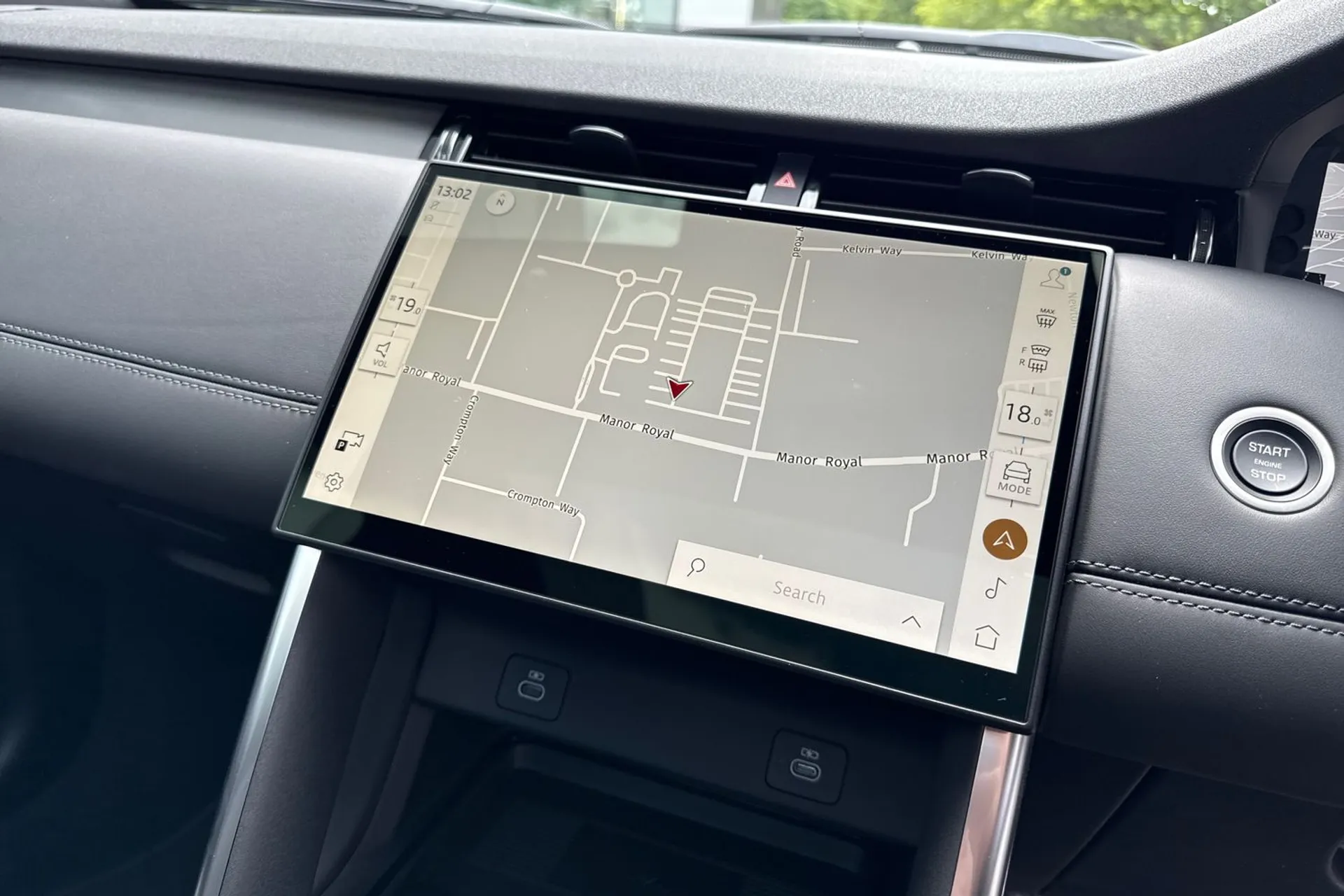 LAND ROVER DISCOVERY SPORT thumbnail image number 5