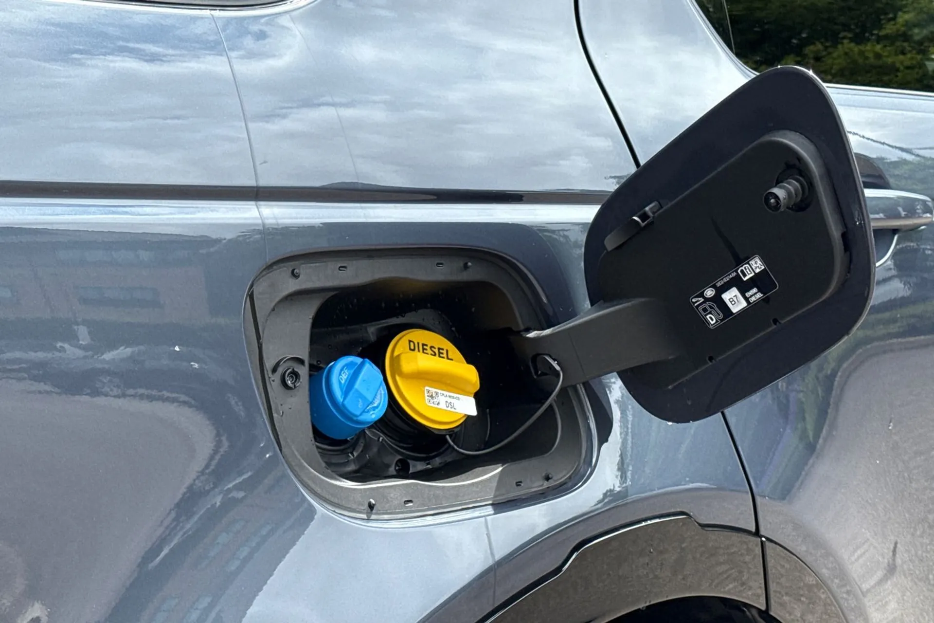 LAND ROVER DISCOVERY SPORT thumbnail image number 24