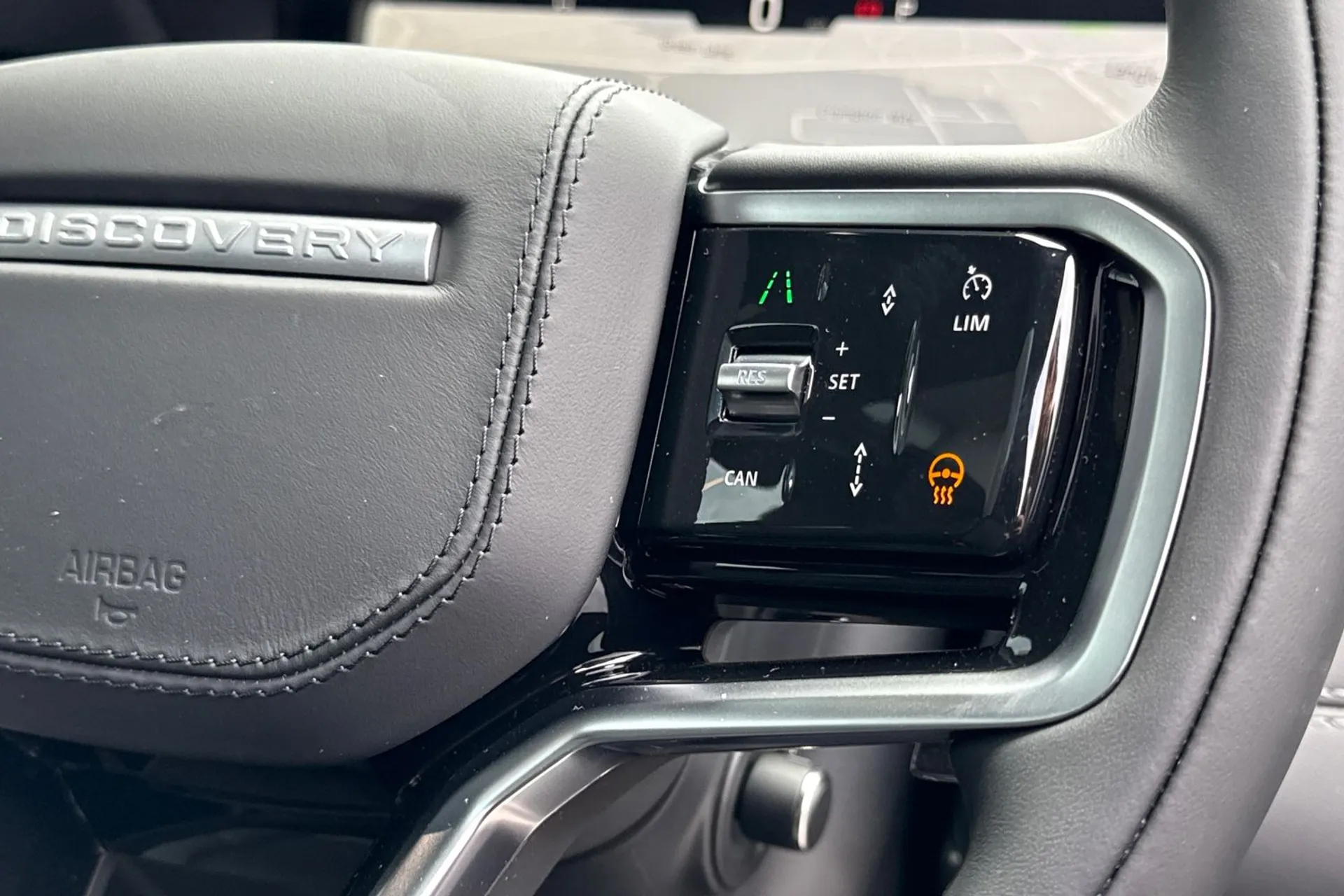 LAND ROVER DISCOVERY SPORT thumbnail image number 50