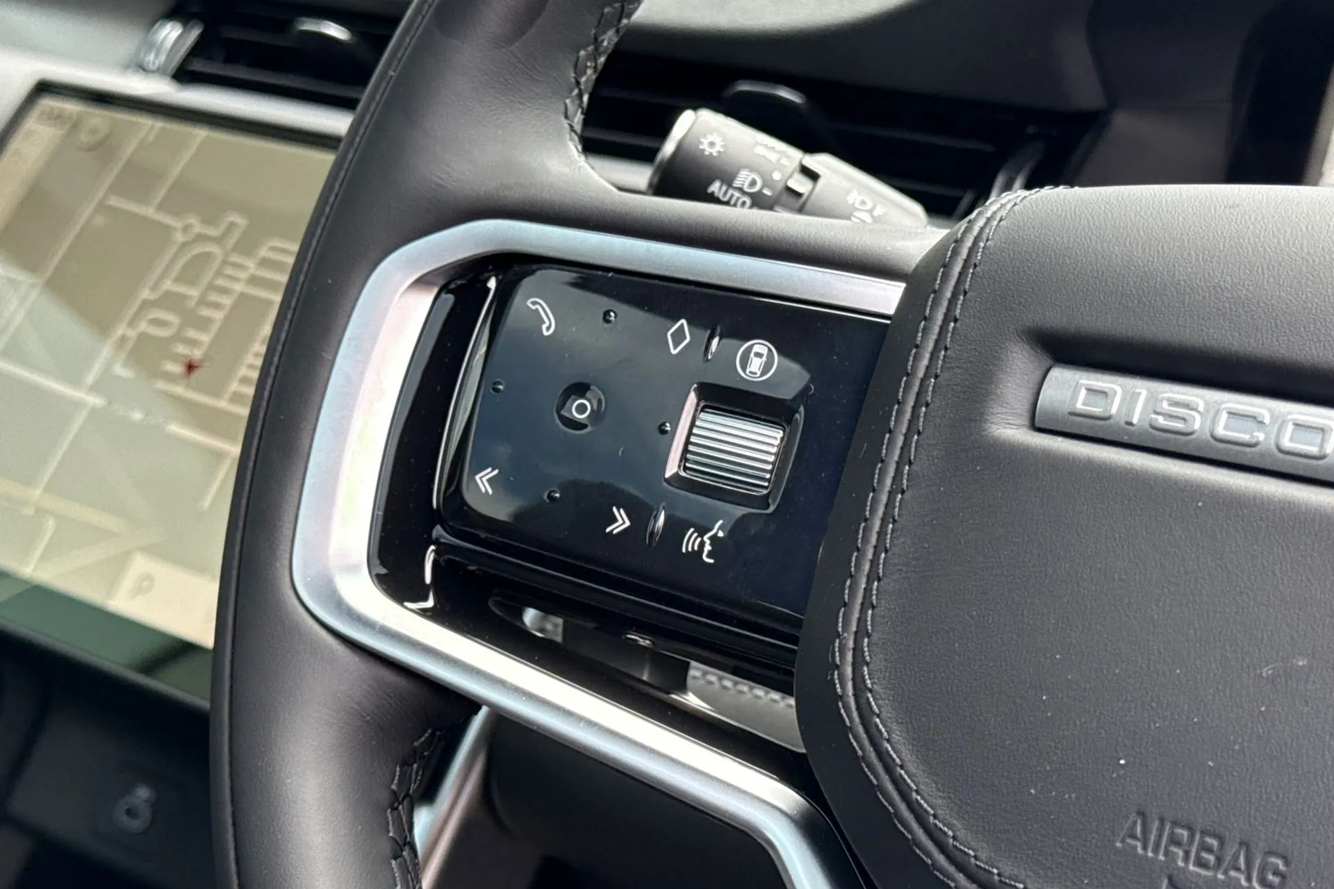 LAND ROVER DISCOVERY SPORT thumbnail image number 49