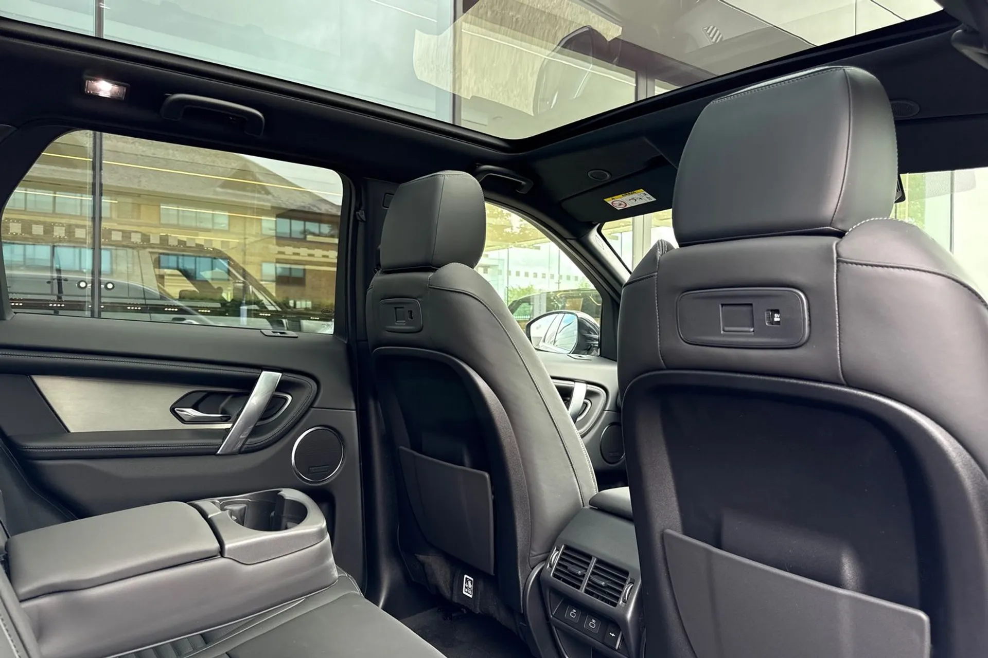 LAND ROVER DISCOVERY SPORT thumbnail image number 39