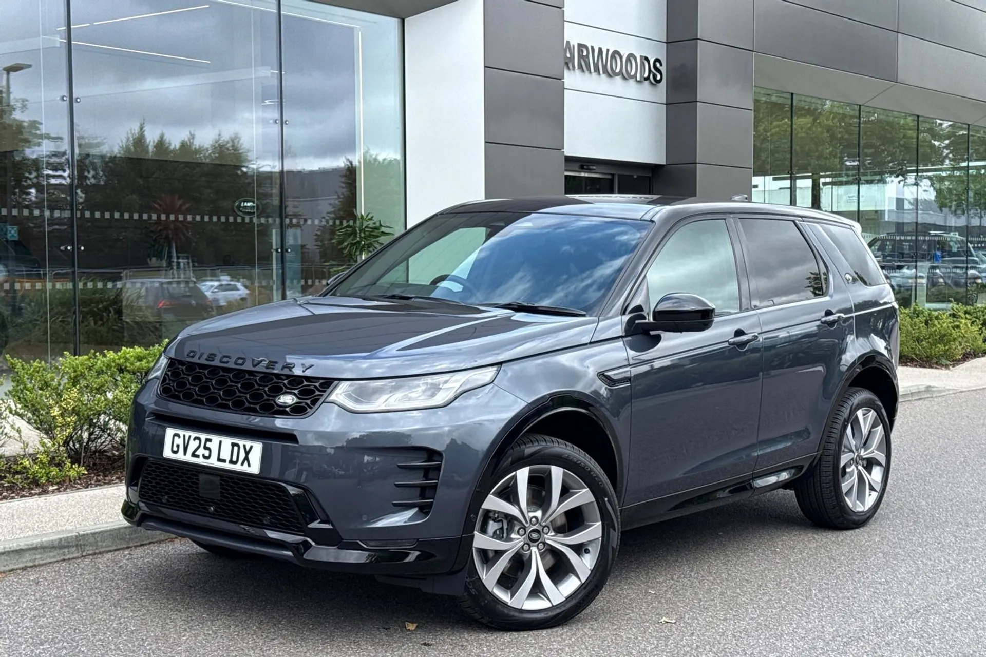 LAND ROVER DISCOVERY SPORT thumbnail image number 18