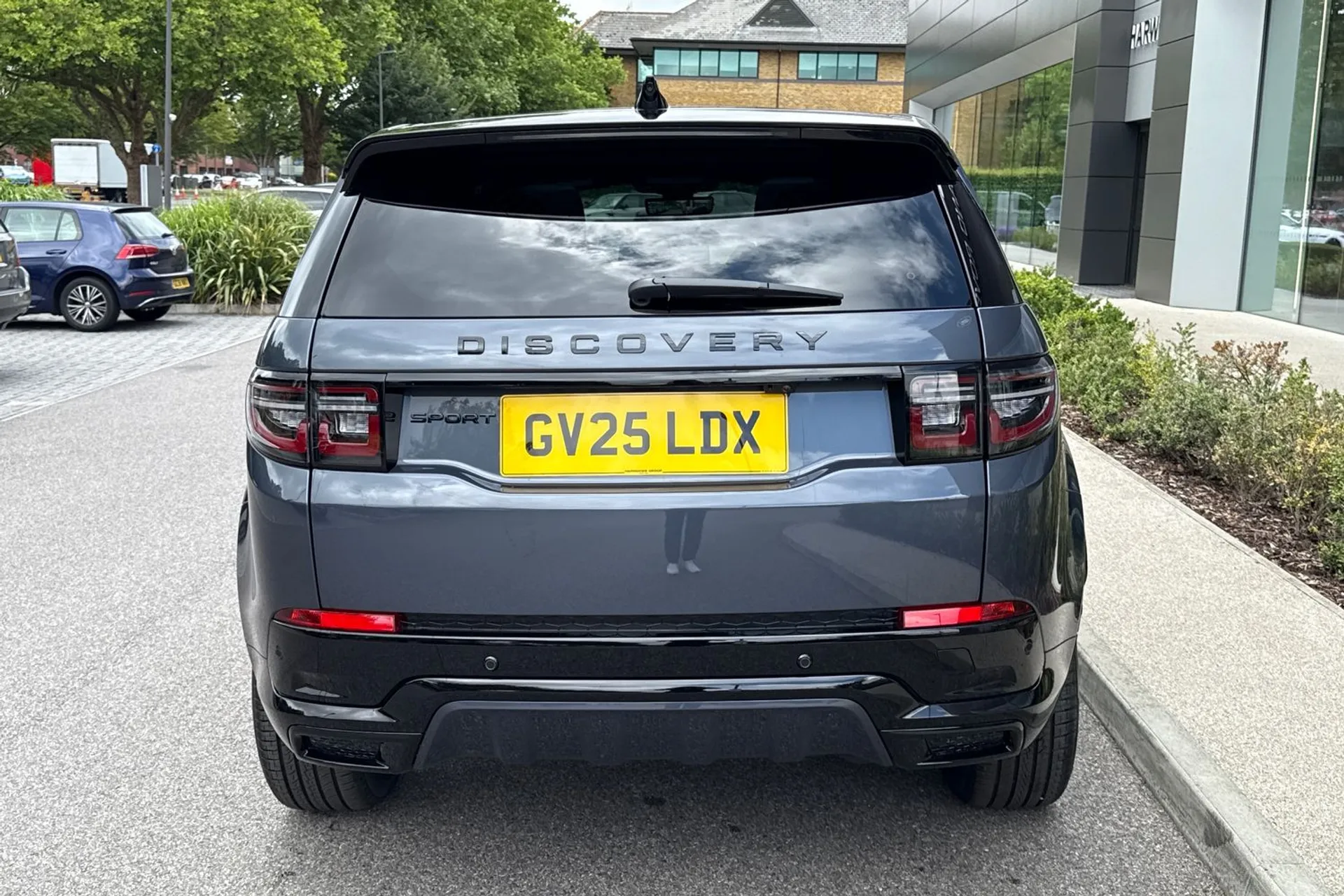 LAND ROVER DISCOVERY SPORT thumbnail image number 14
