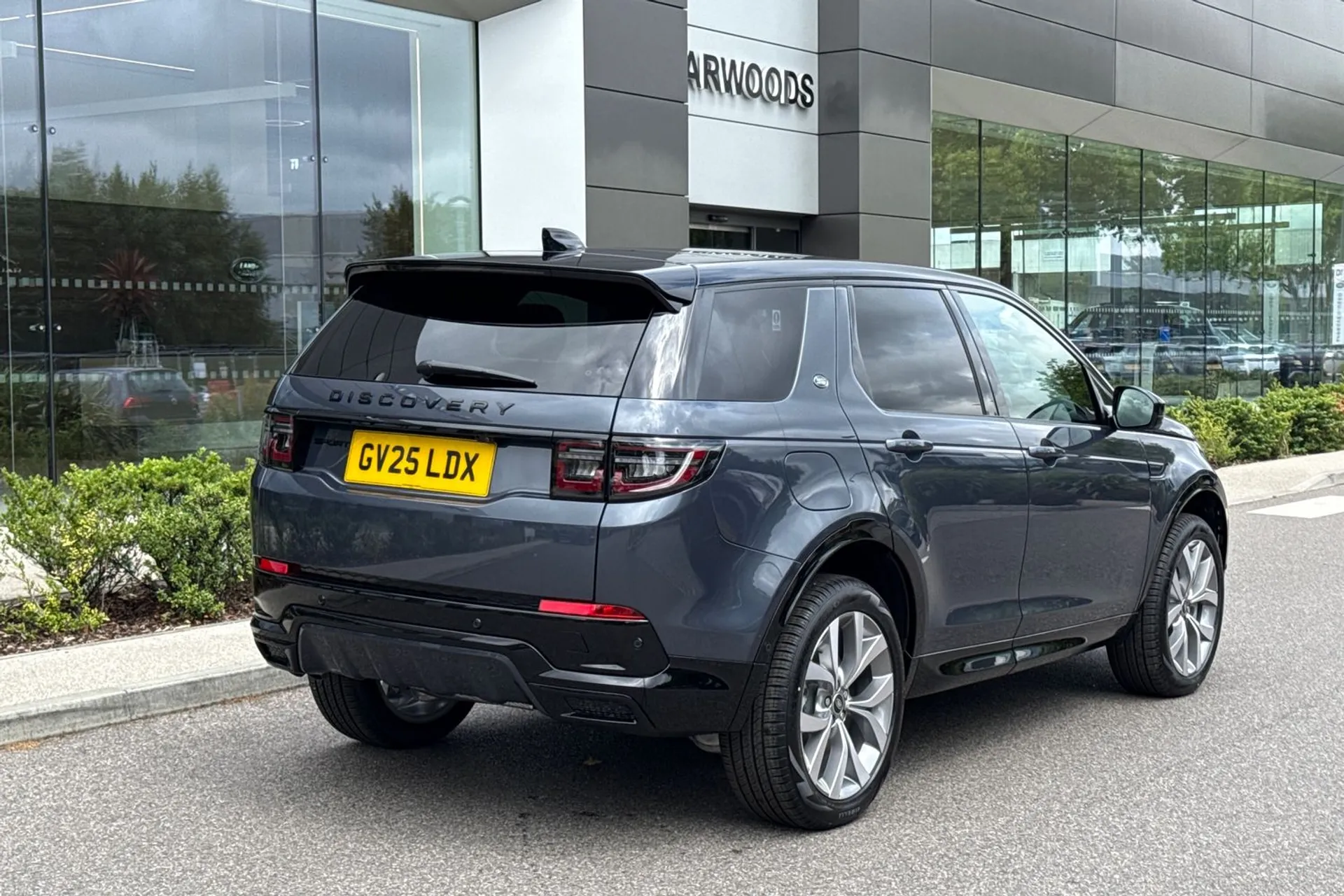 LAND ROVER DISCOVERY SPORT thumbnail image number 12