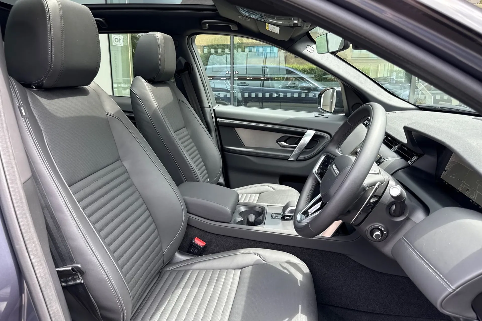 LAND ROVER DISCOVERY SPORT thumbnail image number 44