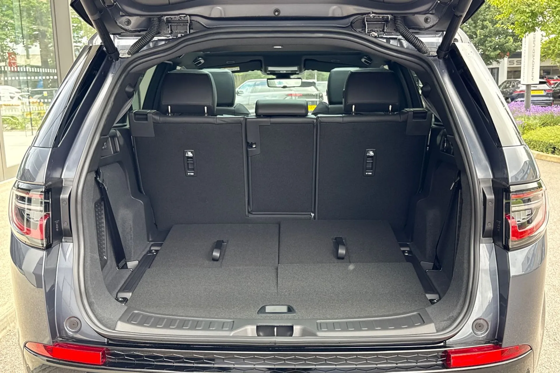 LAND ROVER DISCOVERY SPORT thumbnail image number 35