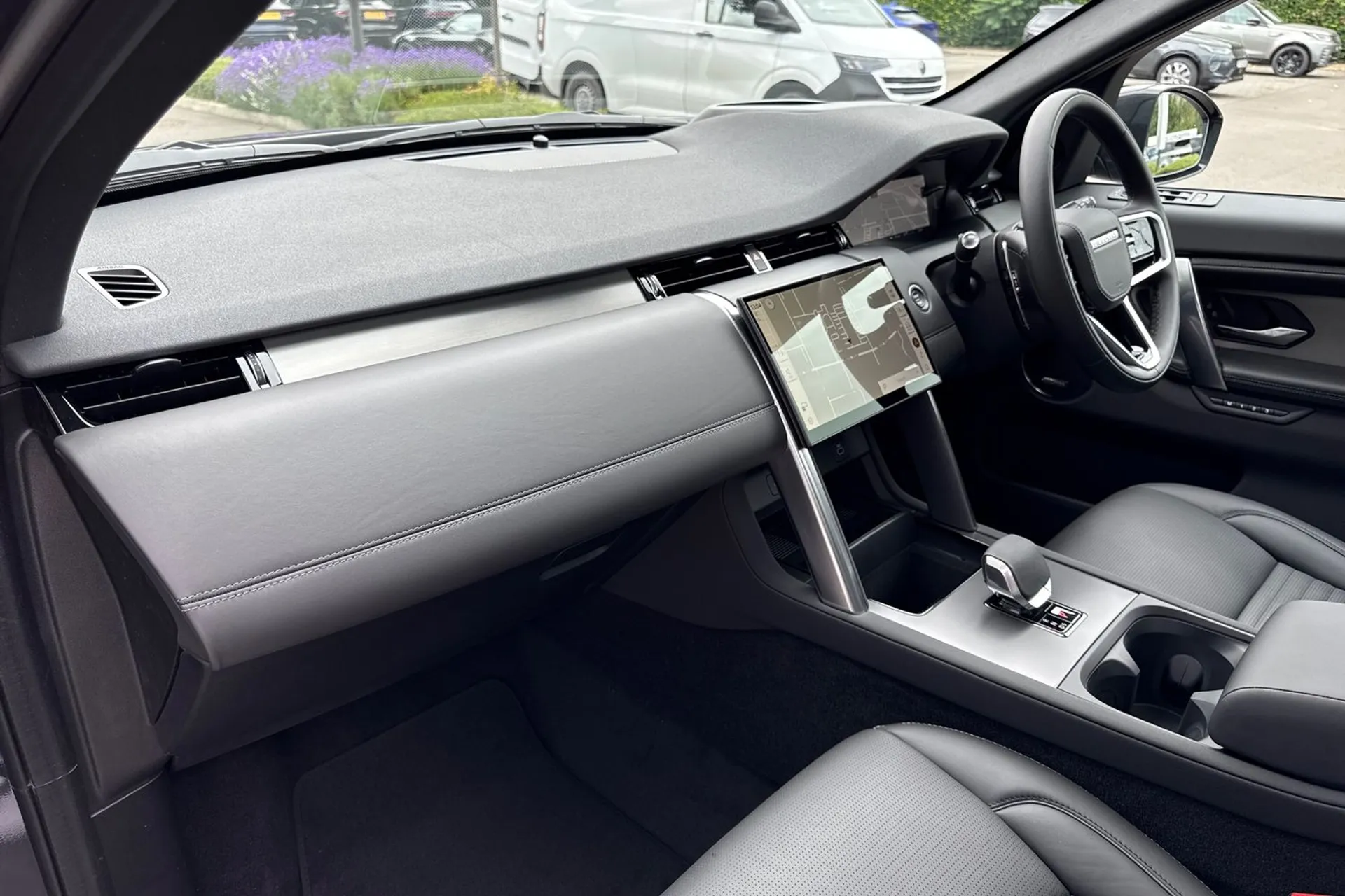 LAND ROVER DISCOVERY SPORT thumbnail image number 46