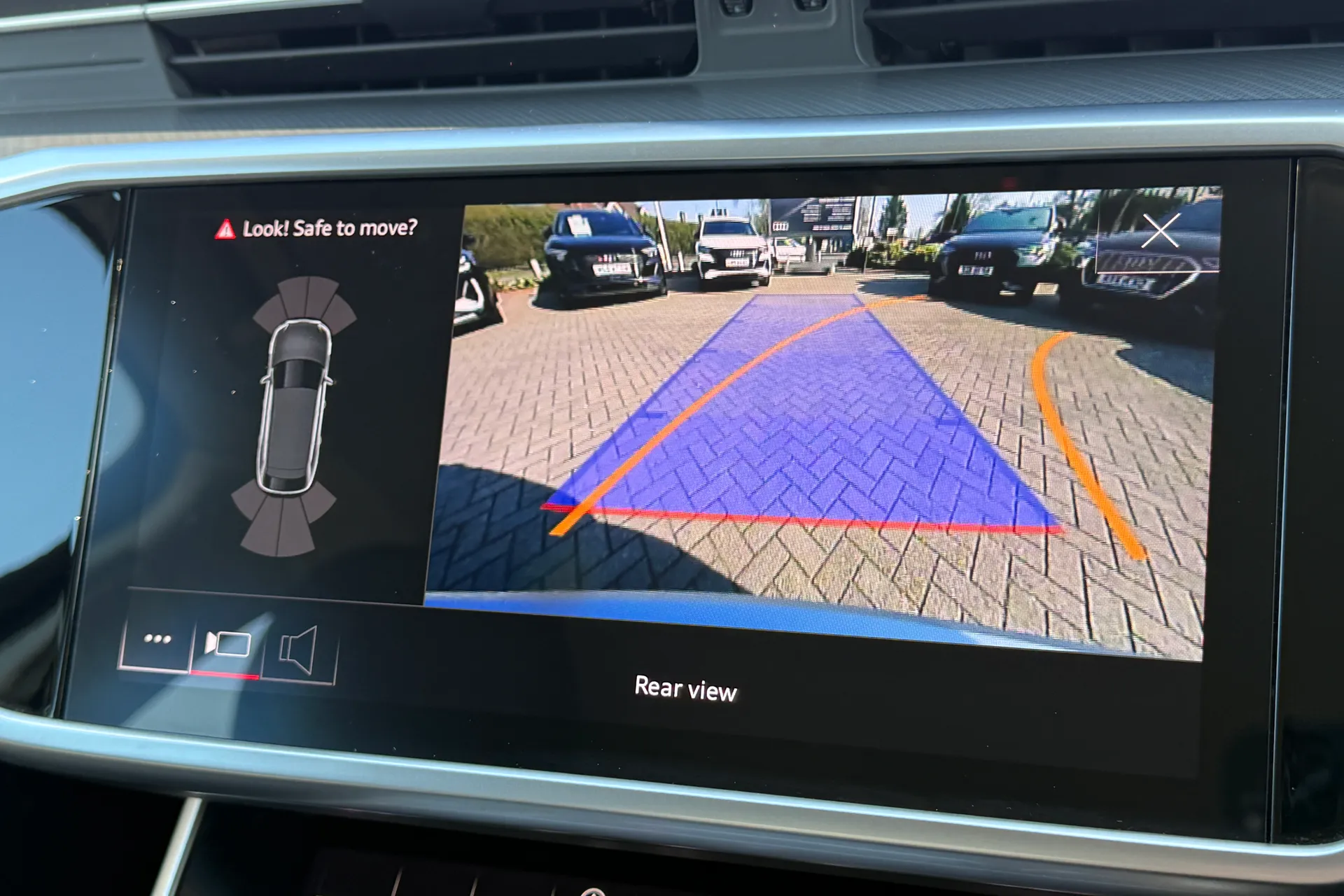 Audi A6 thumbnail image number 4