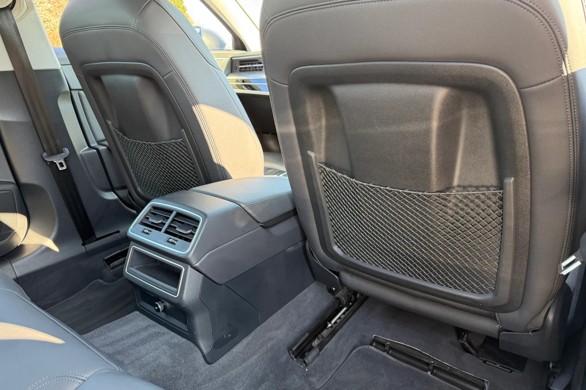 Audi A6 thumbnail image number 47