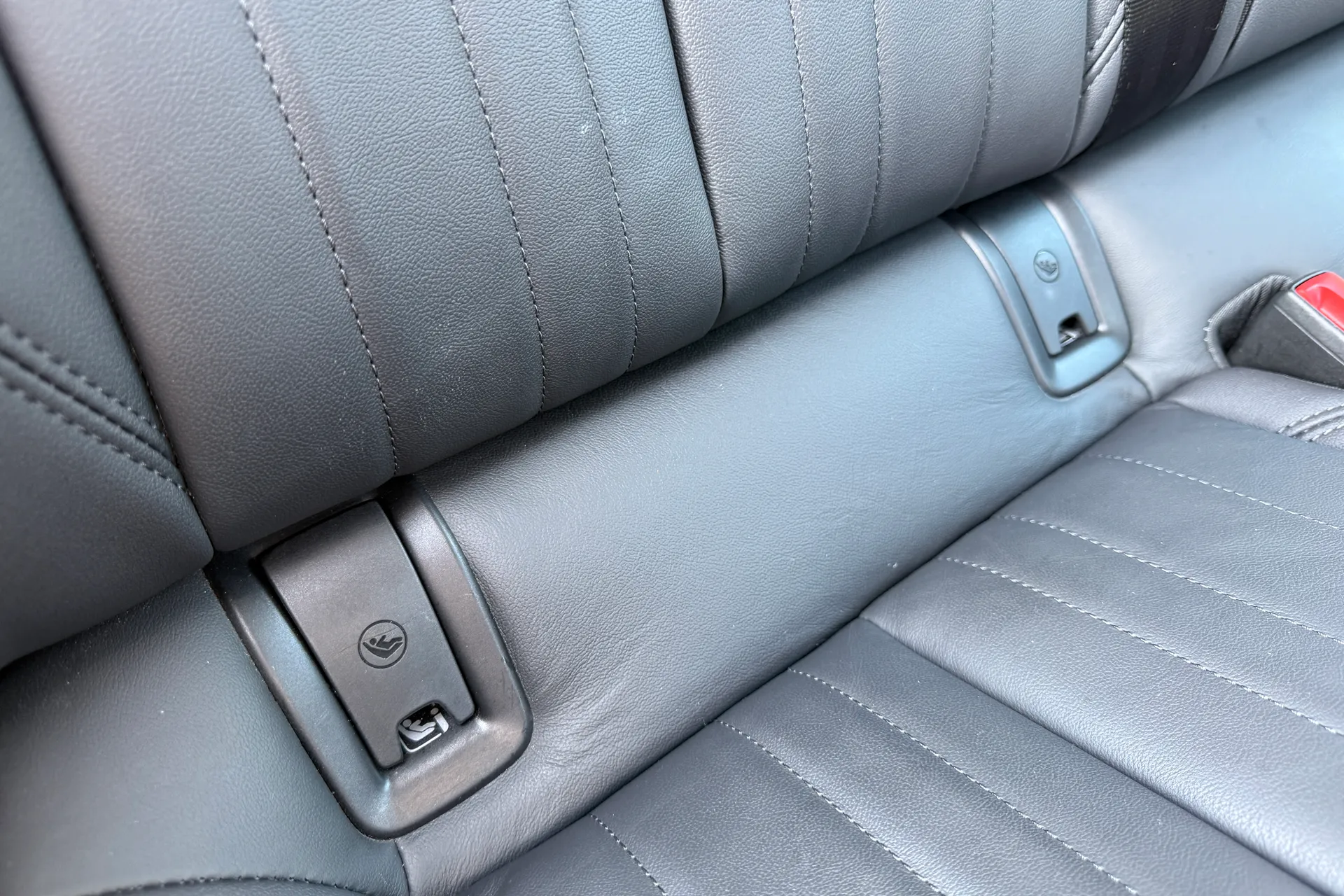 Audi A6 thumbnail image number 43