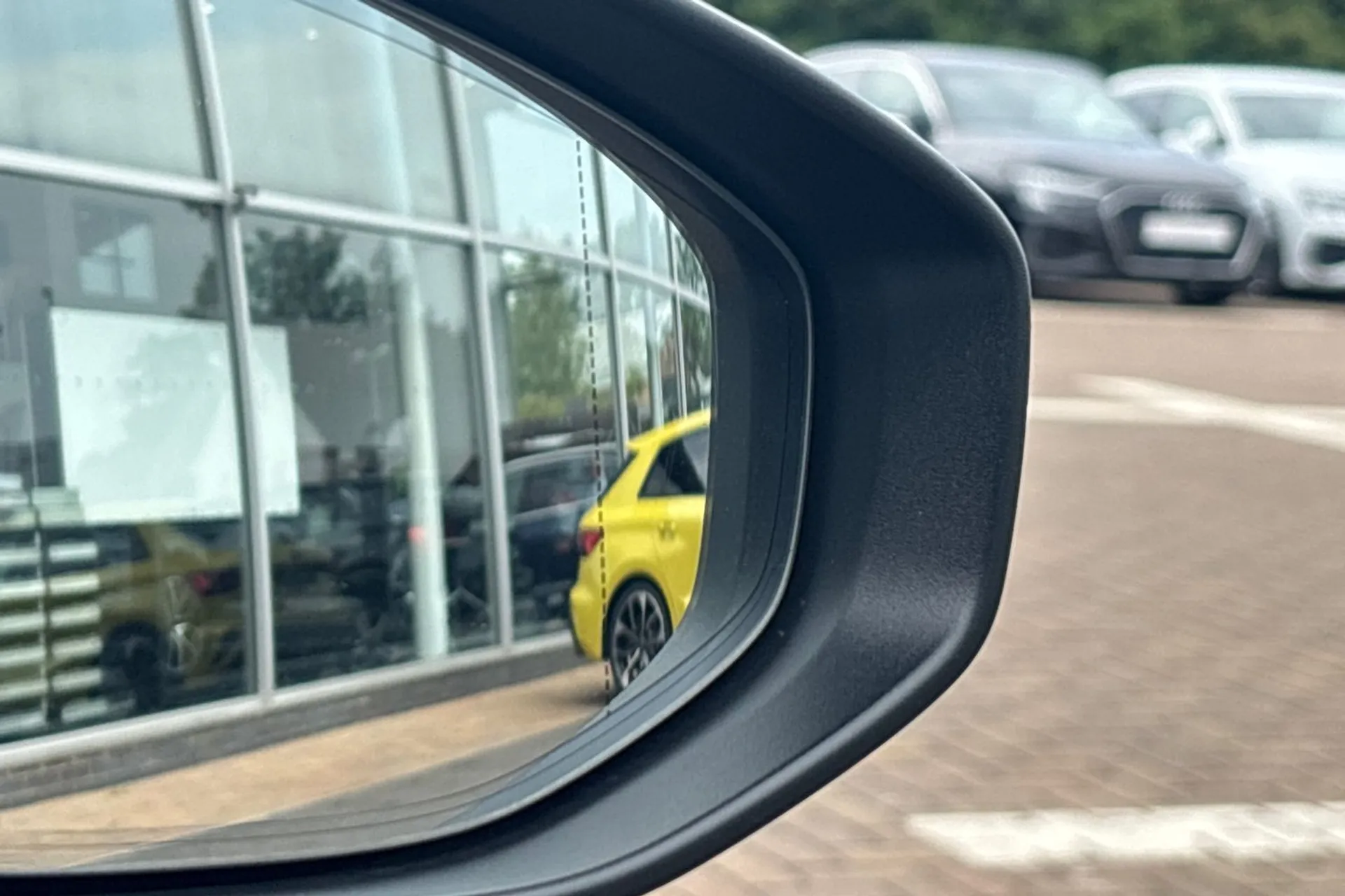 Audi A3 thumbnail image number 48