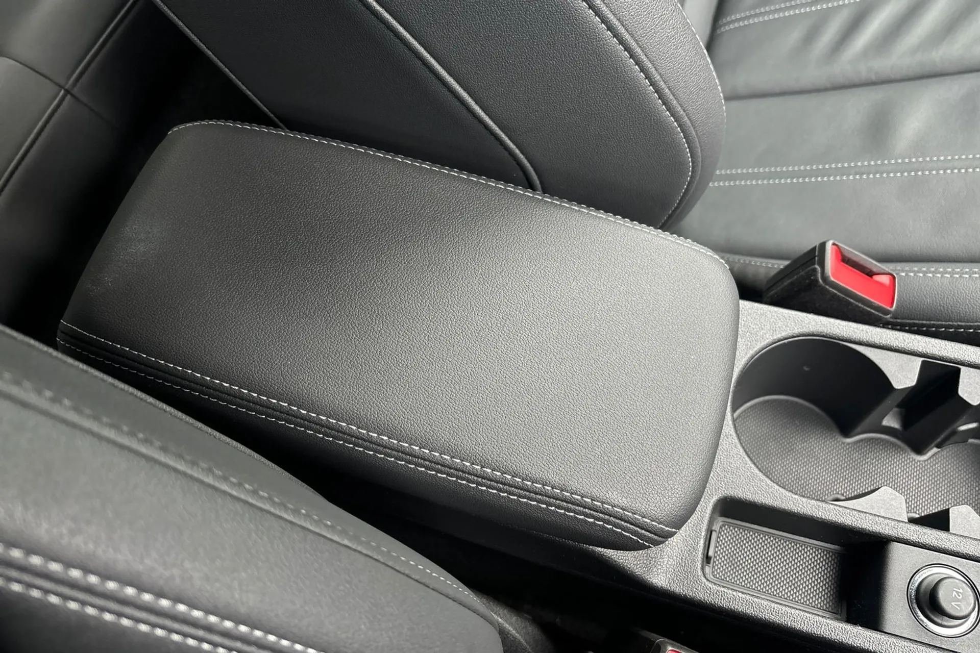Audi A3 thumbnail image number 41