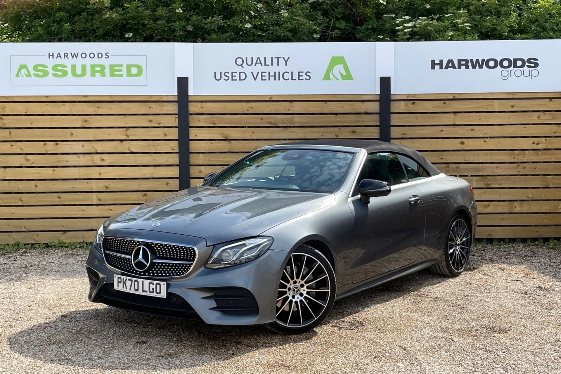 MERCEDES-BENZ E CLASS thumbnail image number 12