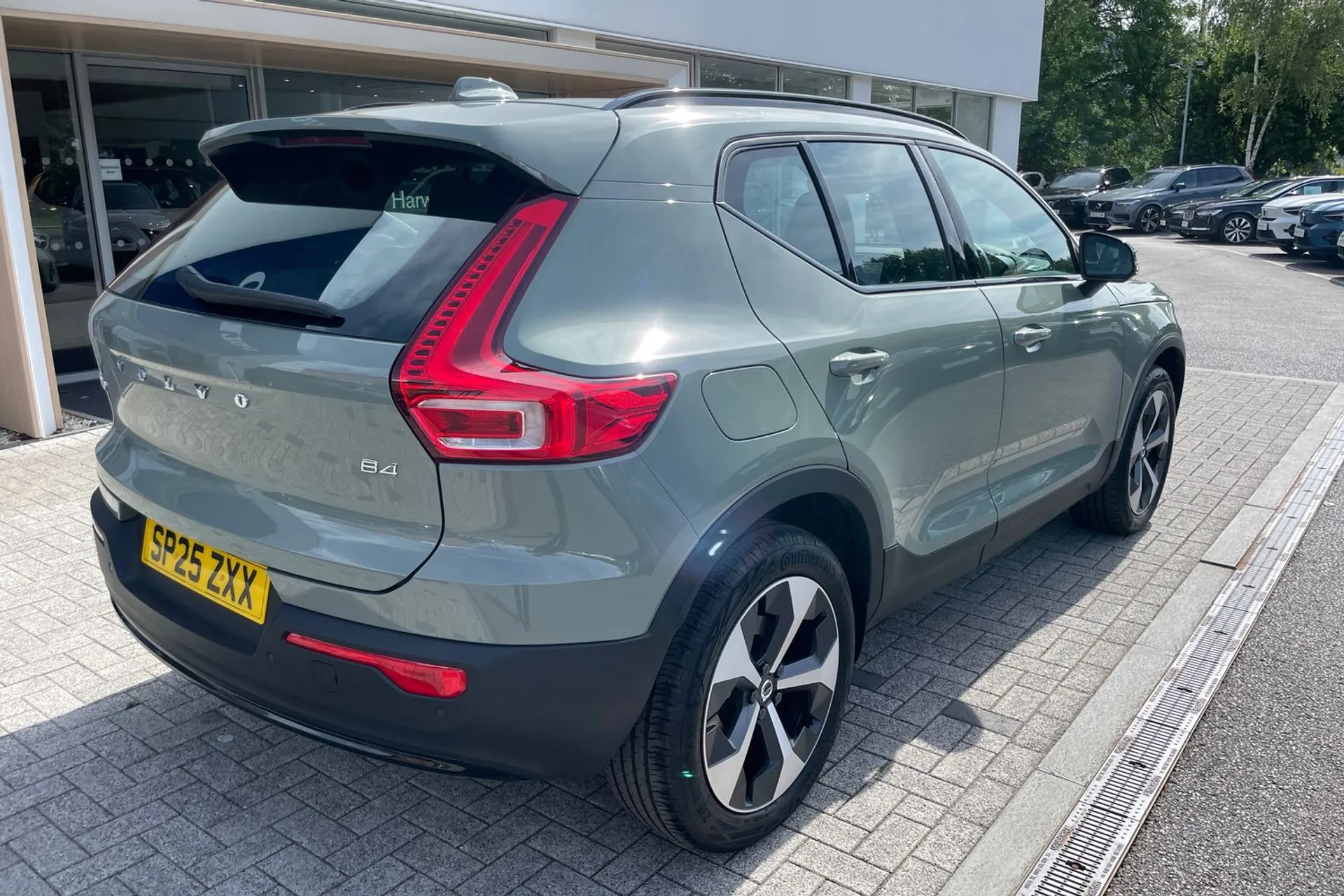 Volvo XC40 thumbnail image number 7