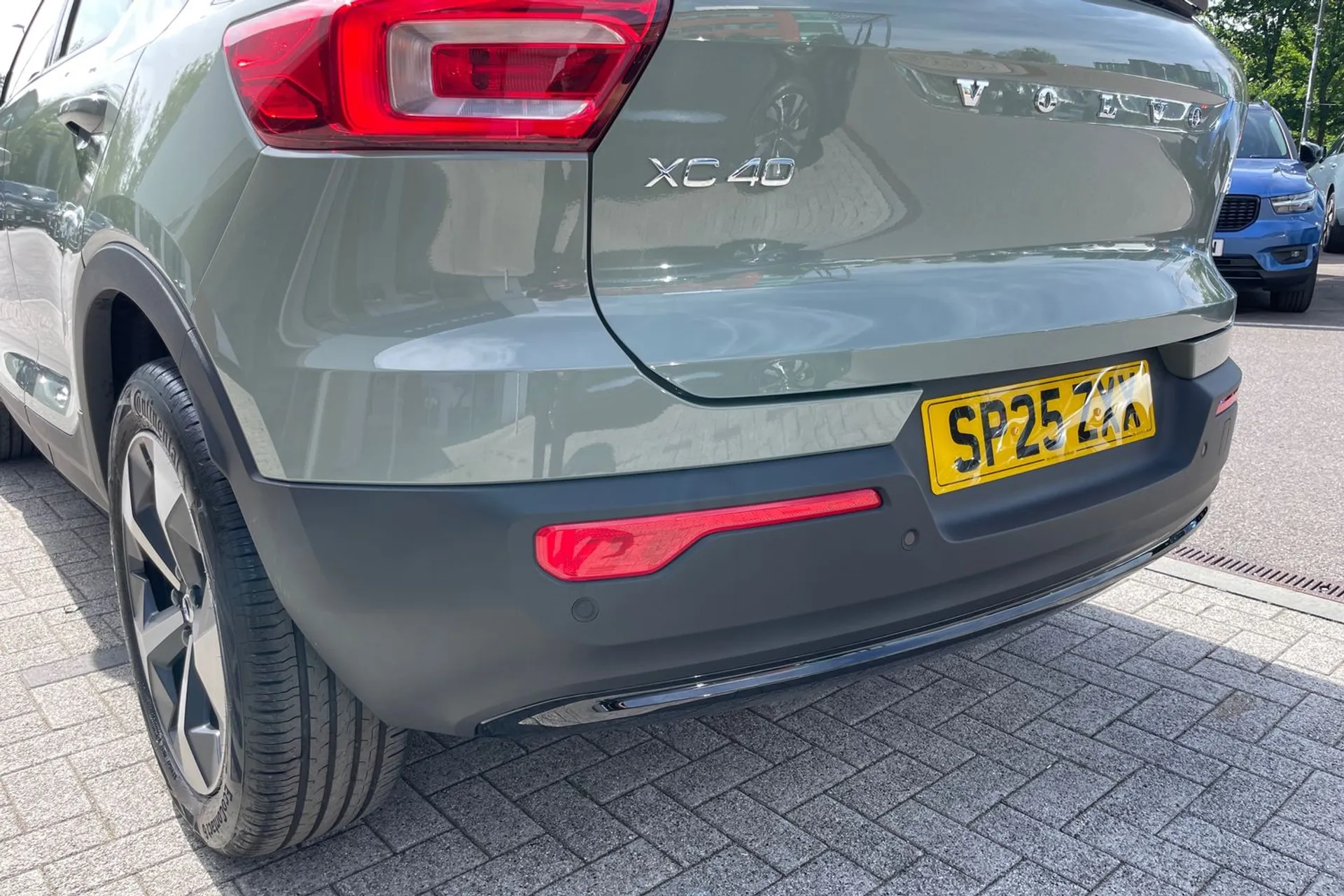 Volvo XC40 thumbnail image number 17
