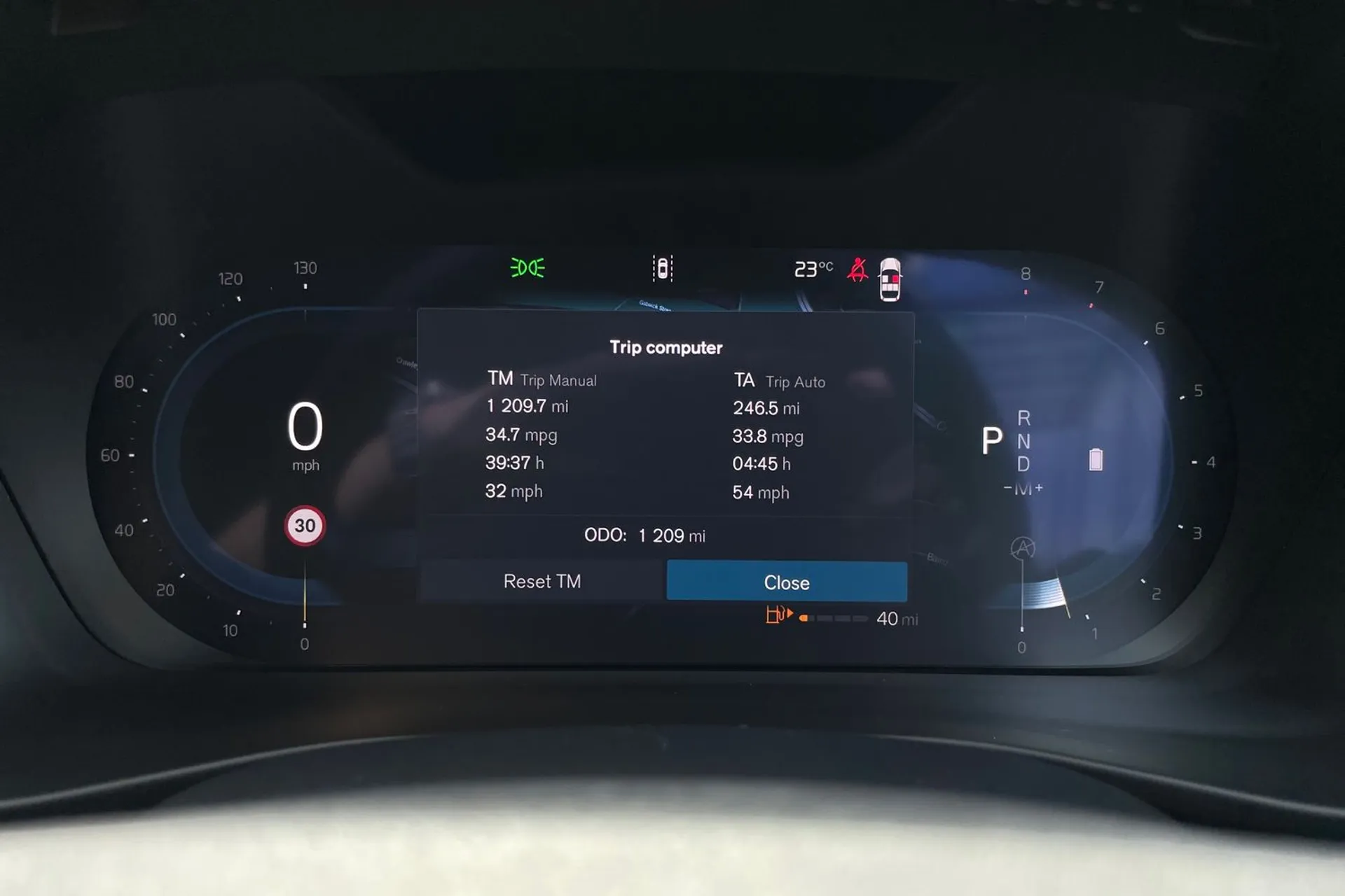 Volvo XC40 thumbnail image number 43