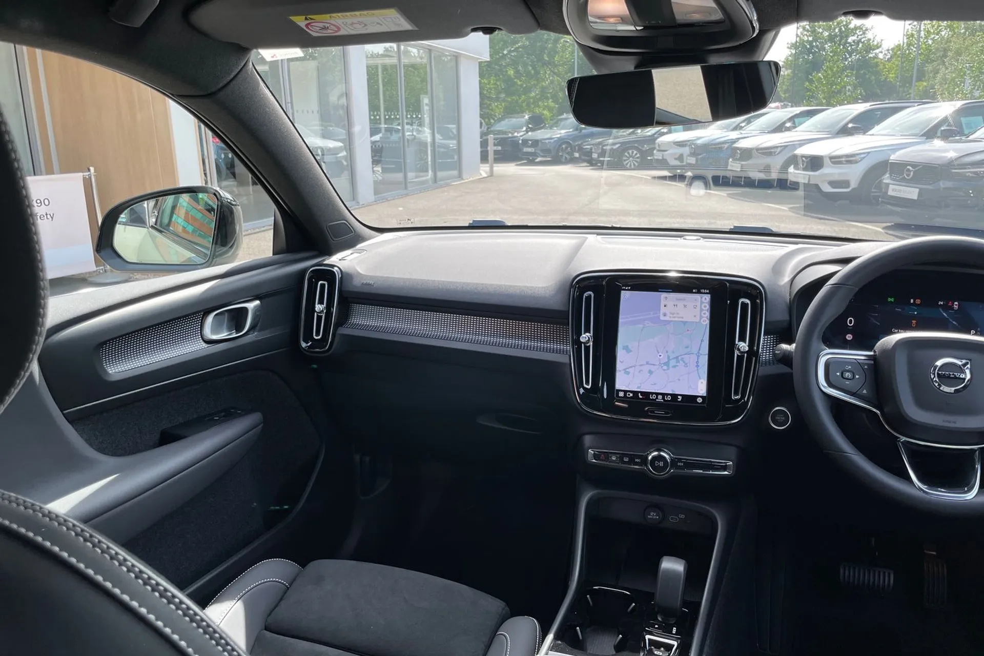 Volvo XC40 thumbnail image number 31