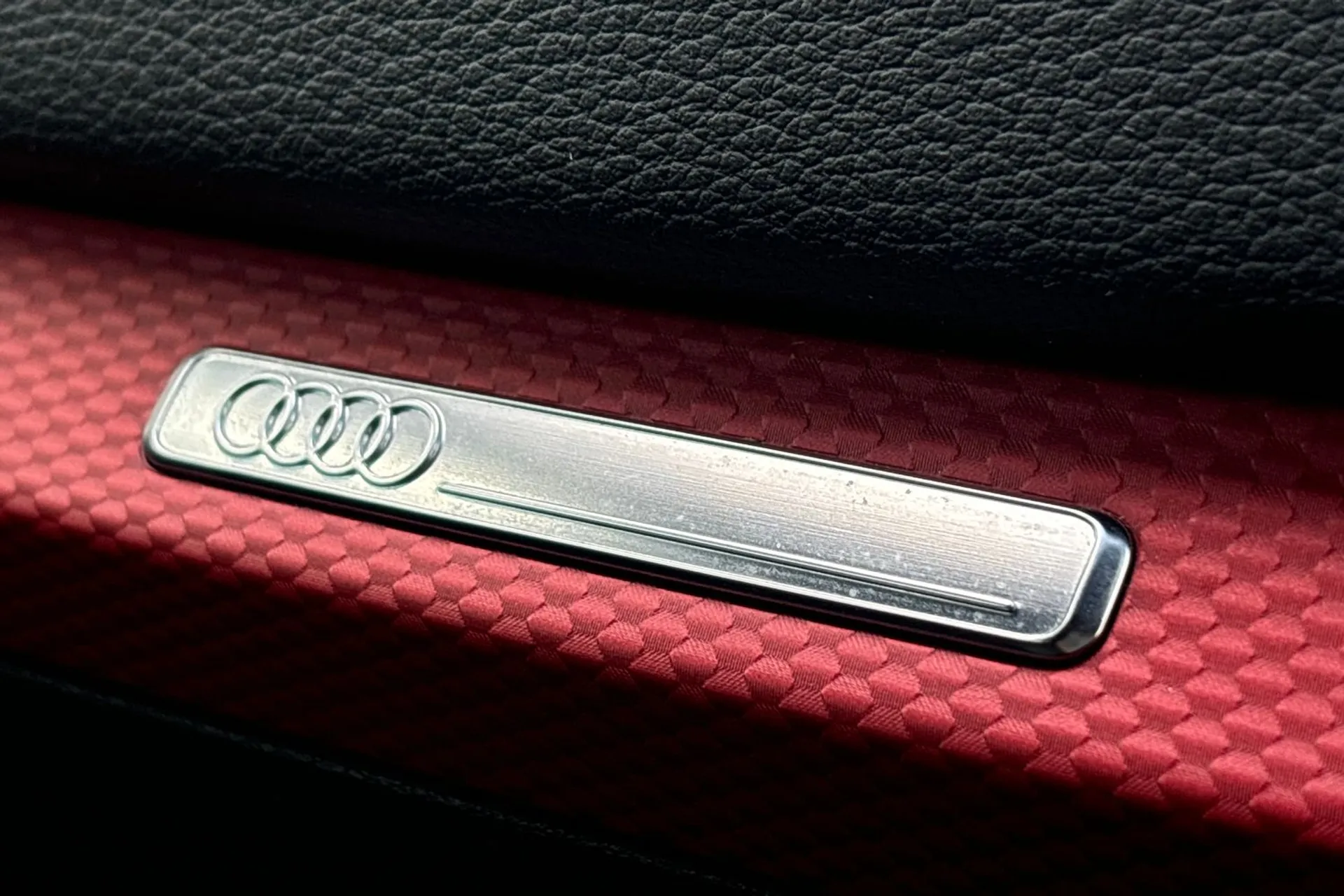 Audi Q2 thumbnail image number 46