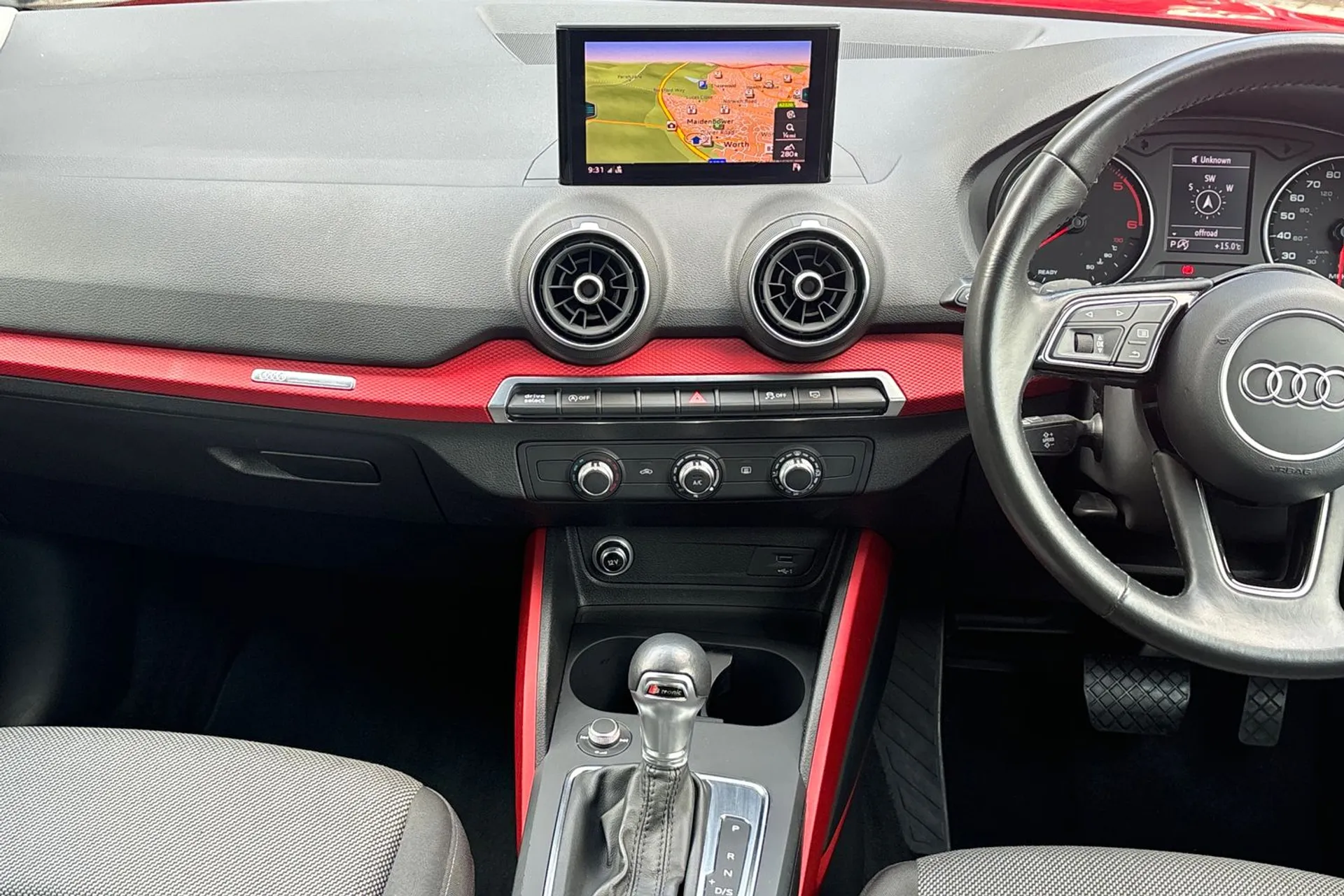Audi Q2 thumbnail image number 35