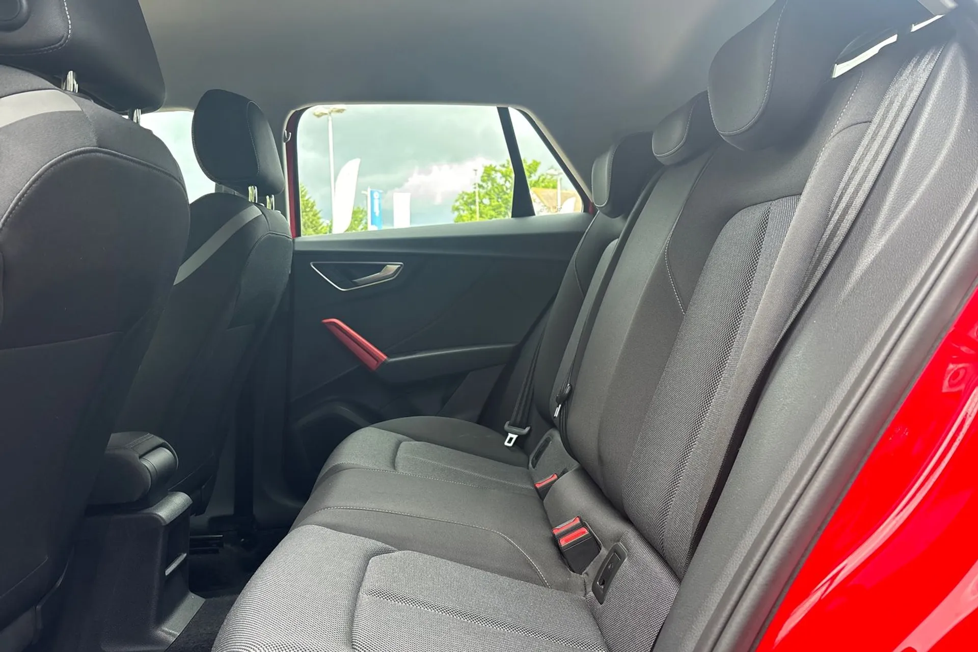 Audi Q2 thumbnail image number 29