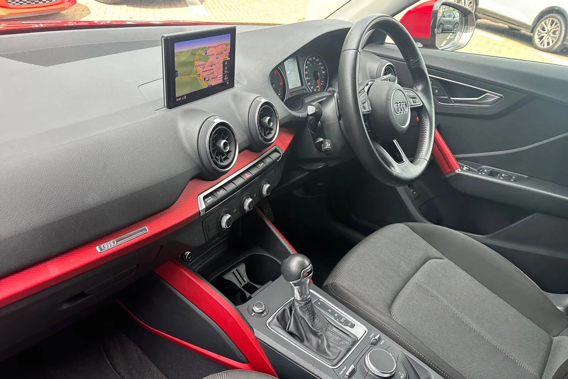 Audi Q2 thumbnail image number 26