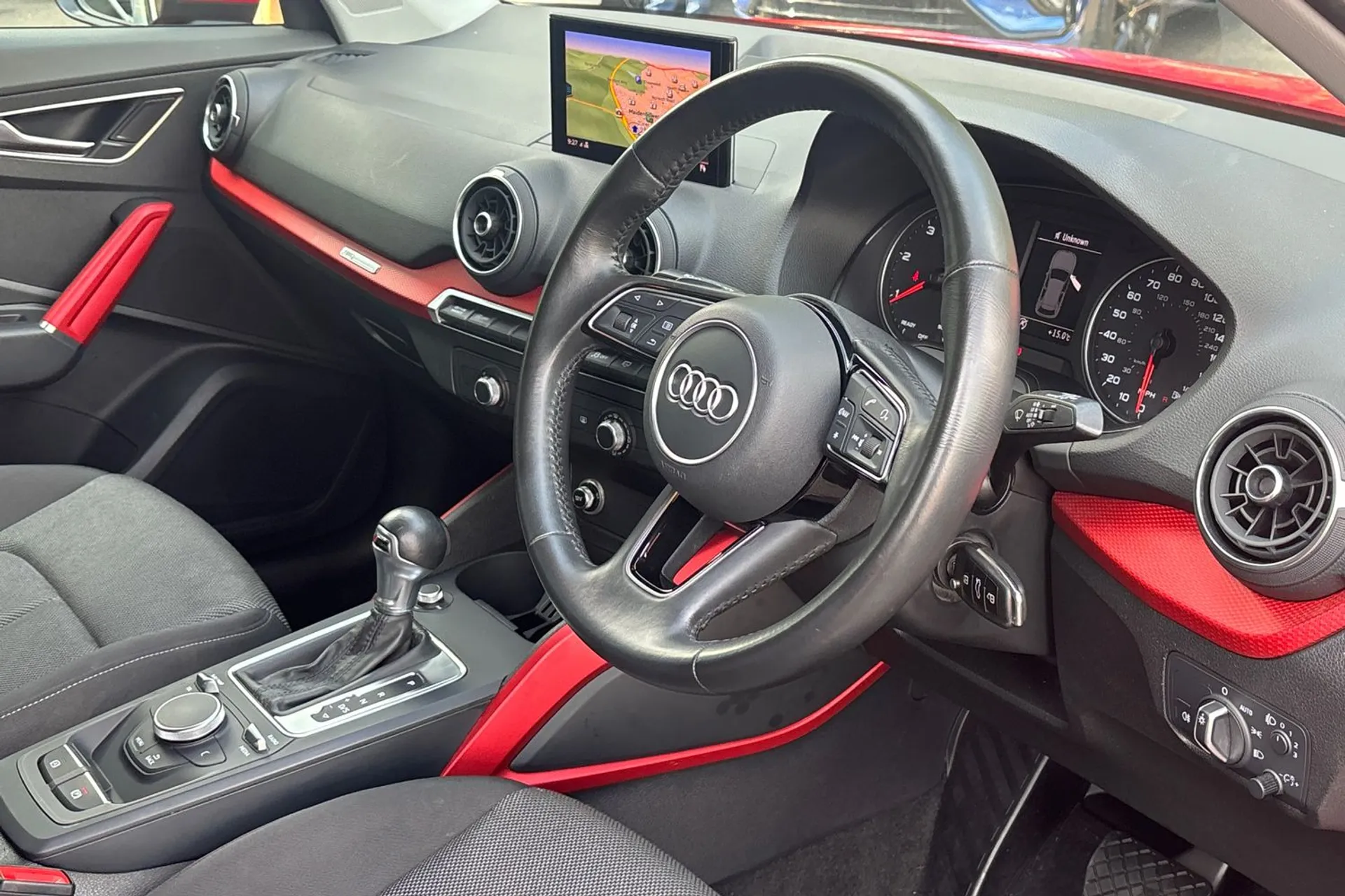 Audi Q2 thumbnail image number 25