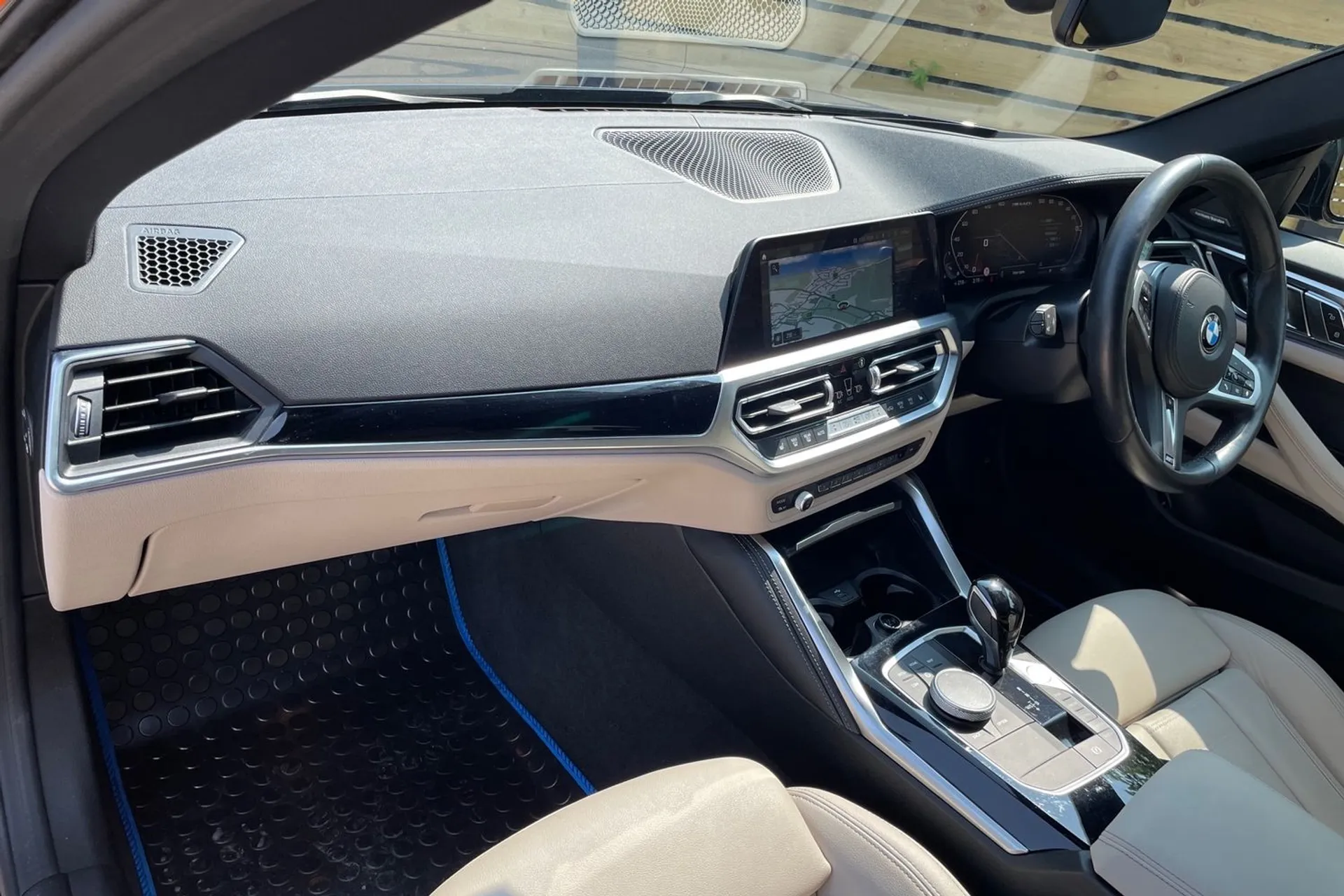 BMW 4 SERIES thumbnail image number 30